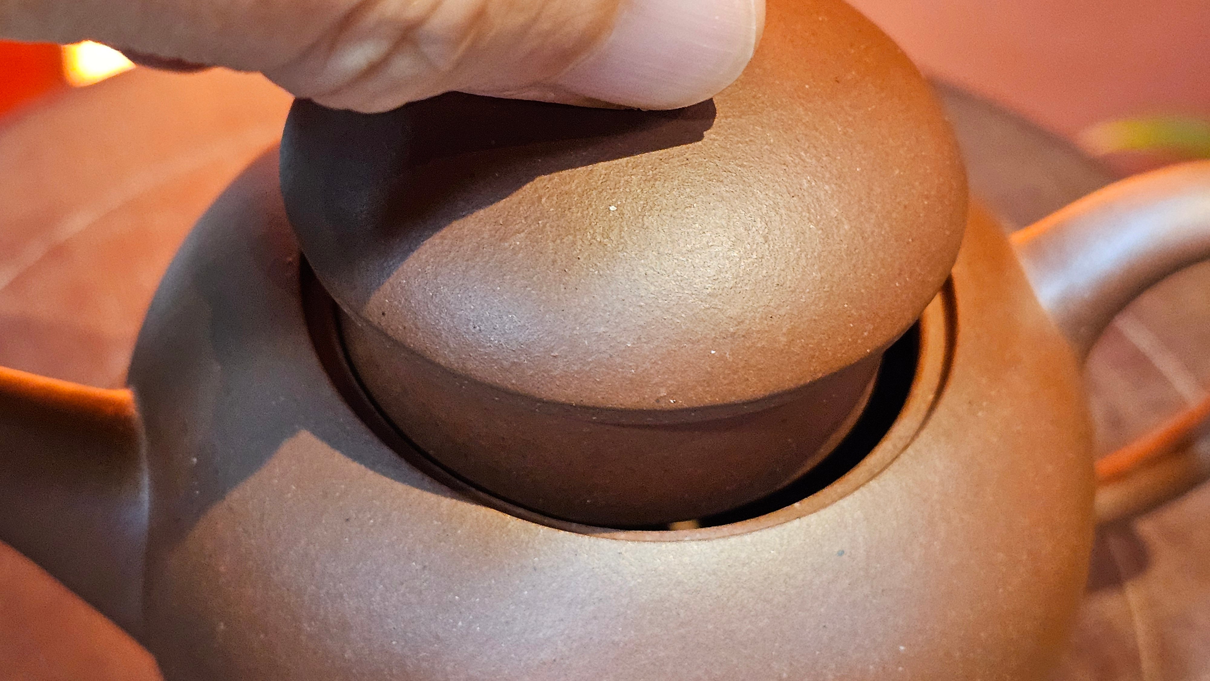 Shui Ping 水平, 161.2ml, Di Cao Qing Zi Ni 底槽青紫泥, by Craftsman Gu Xiao Ming 顾小明 ~ Congratulations to Mr S.H.! 1942hrs 16th August 2025, Arcata! CA.