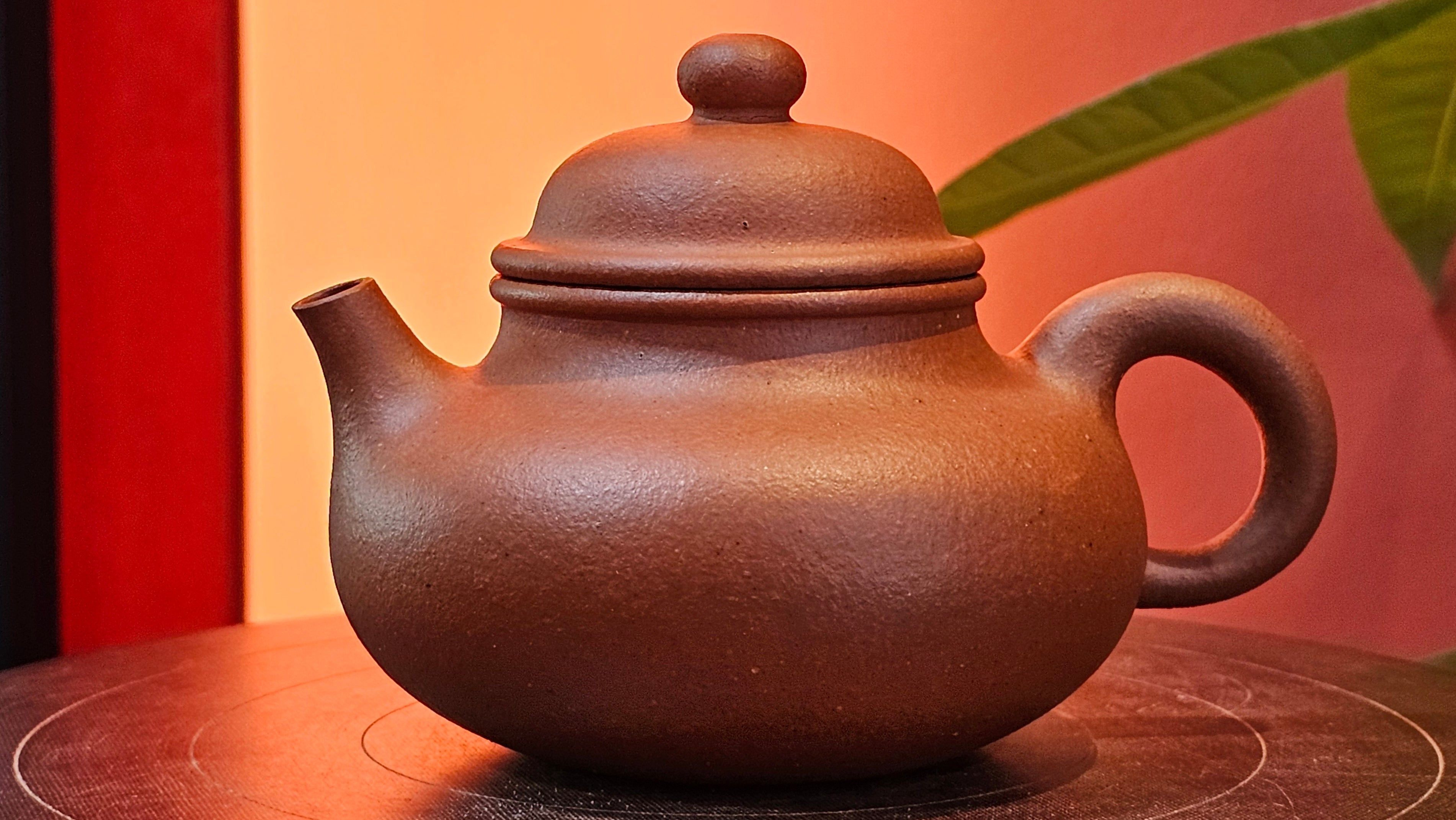 Rong Tian 容天, 141.1ml, rare Zhu Sha 朱砂 (highest granularity form of ZhuNi), by Craftsman Gu Xiao Ming 顾小明 ~ Congratulations to Ms M.L.! 0102hrs 12th August 2025, Phoenix! AZ.