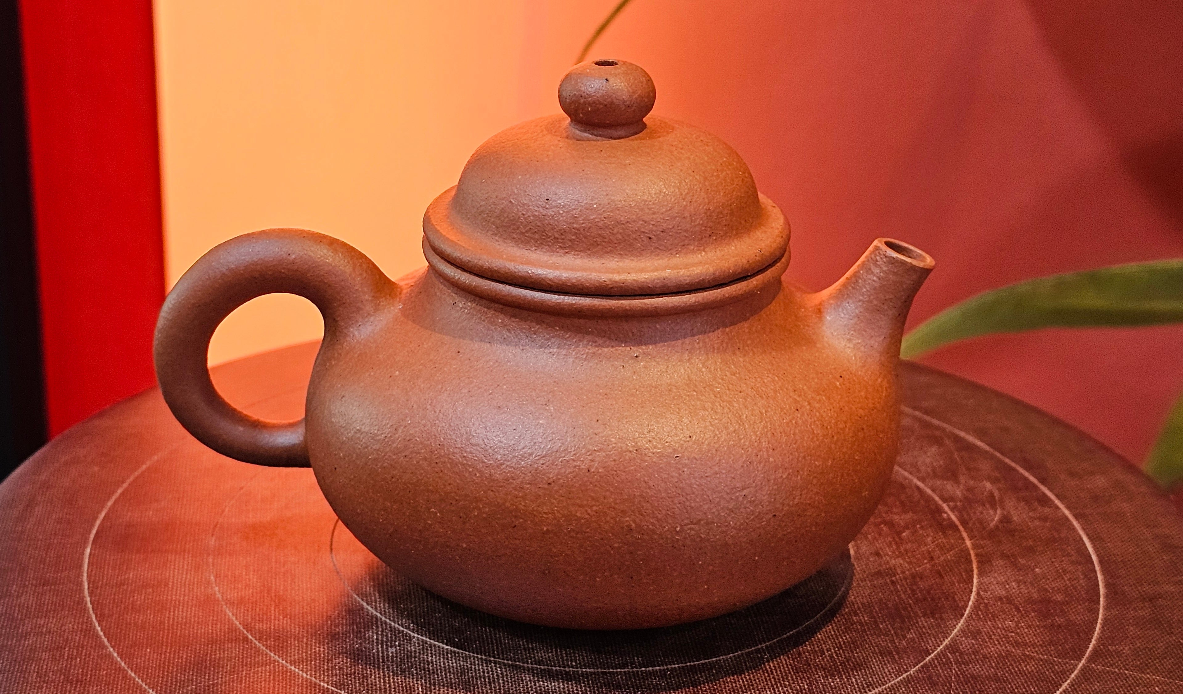 Rong Tian 容天, 141.1ml, rare Zhu Sha 朱砂 (highest granularity form of ZhuNi), by Craftsman Gu Xiao Ming 顾小明 ~ Congratulations to Ms M.L.! 0102hrs 12th August 2025, Phoenix! AZ.