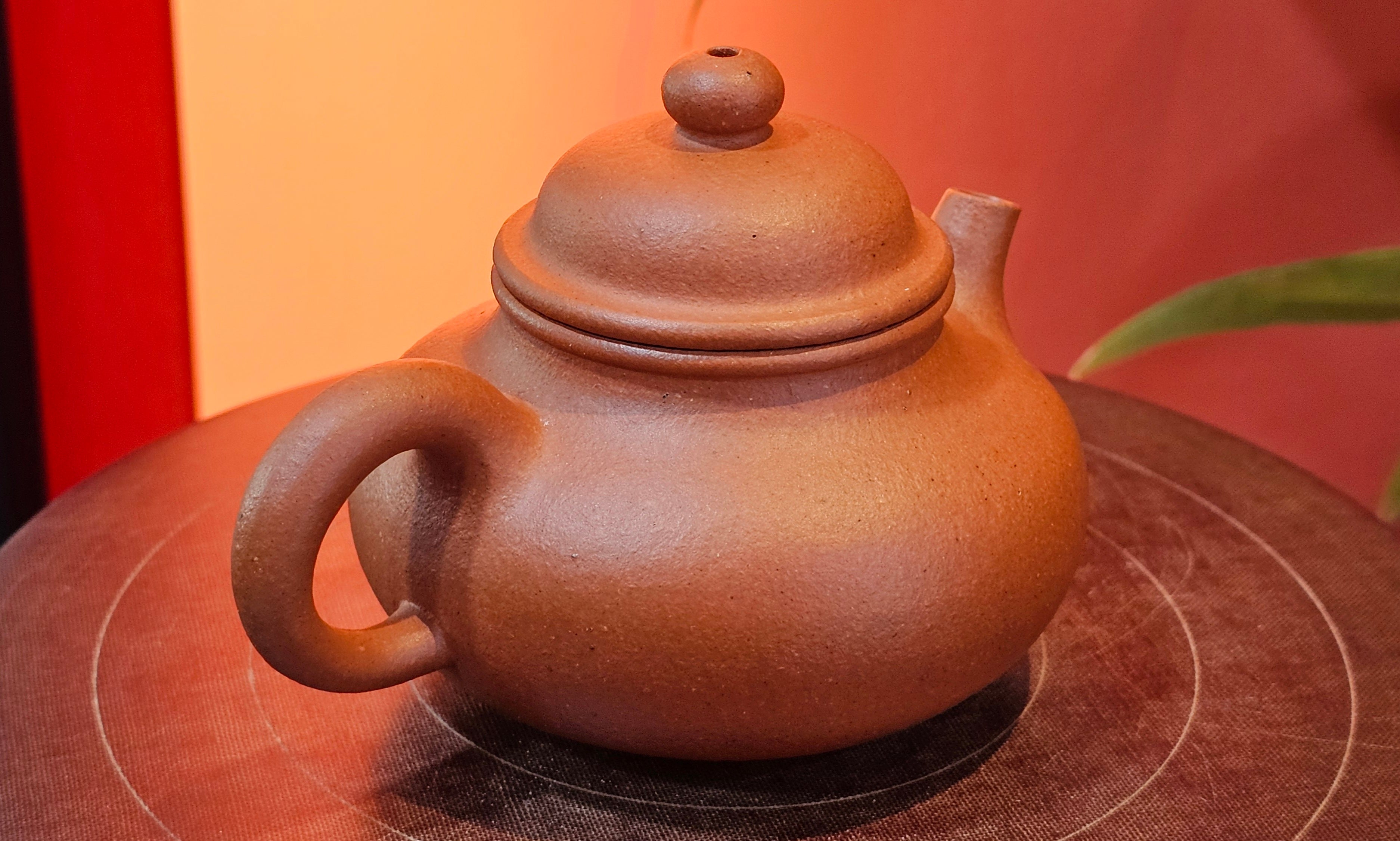 Rong Tian 容天, 141.1ml, rare Zhu Sha 朱砂 (highest granularity form of ZhuNi), by Craftsman Gu Xiao Ming 顾小明 ~ Congratulations to Ms M.L.! 0102hrs 12th August 2025, Phoenix! AZ.