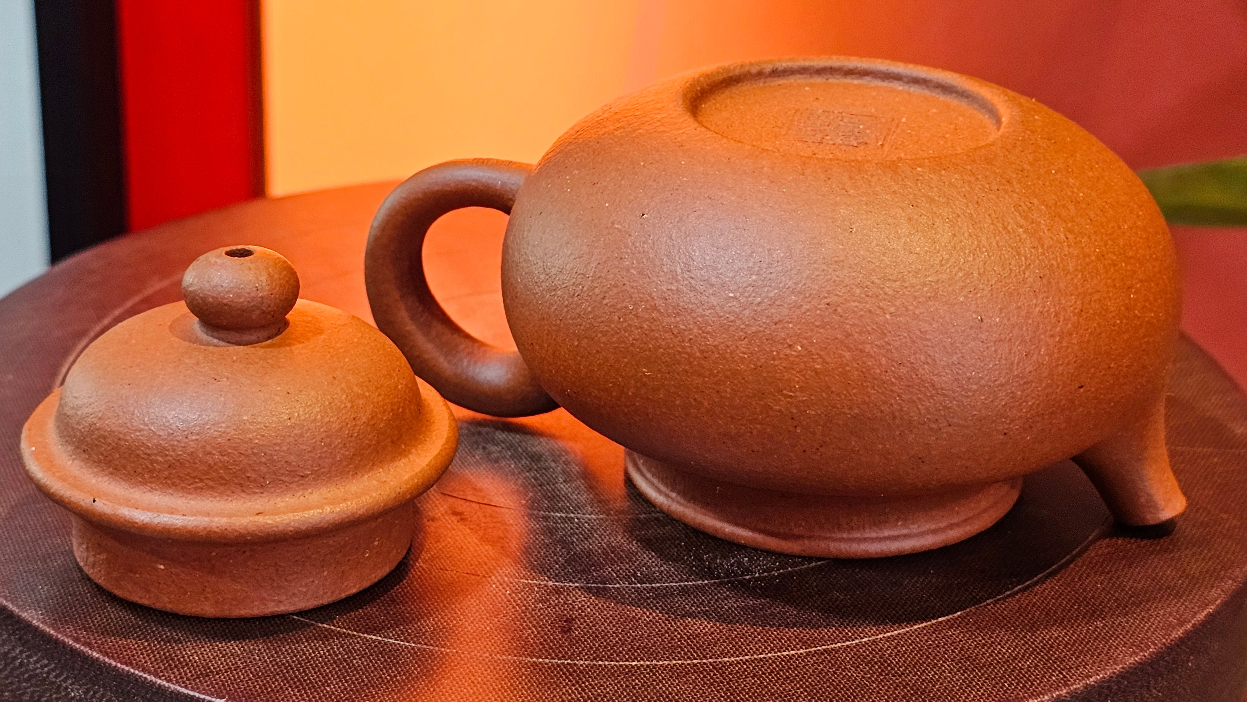 Rong Tian 容天, 141.1ml, rare Zhu Sha 朱砂 (highest granularity form of ZhuNi), by Craftsman Gu Xiao Ming 顾小明 ~ Congratulations to Ms M.L.! 0102hrs 12th August 2025, Phoenix! AZ.