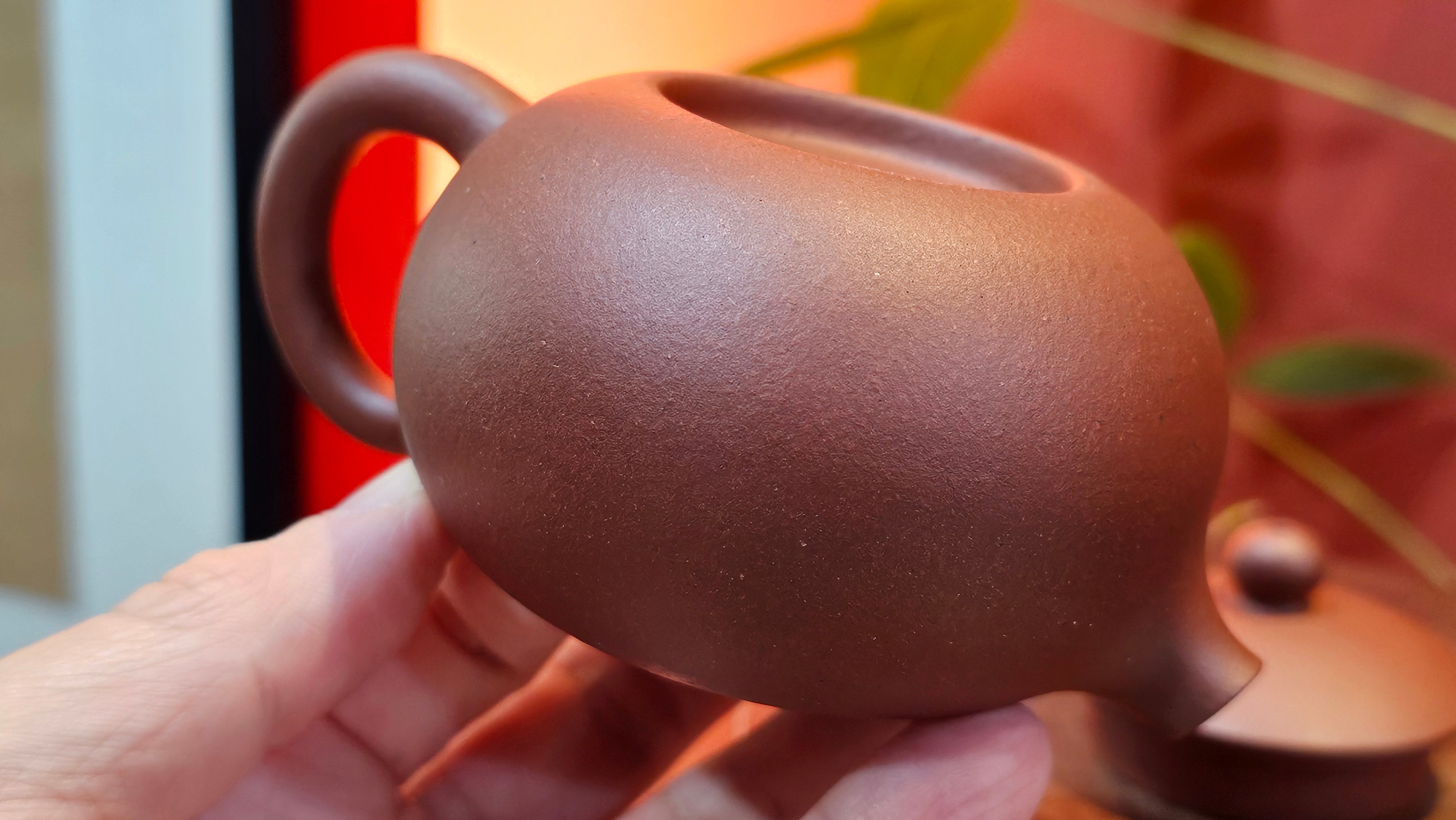 Xi Shi 西施, 144.3ml, Di Cao Qing Zi Ni 底槽青紫泥, by Craftsman Gu Xiao Ming 顾小明 ~ Congratulations to Mr S.K., 1429hrs!17th August 2025, Lymington, U.K.🇬🇧!