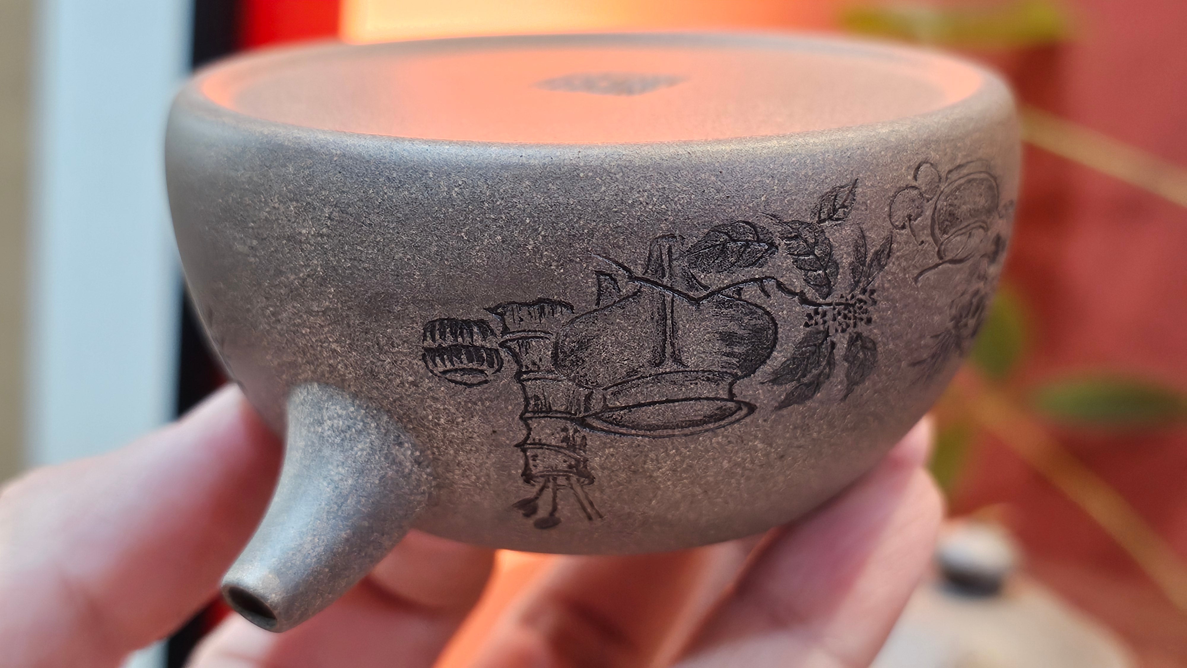 Ban Yue Hu《半月壶》~ "Half Moon Pot", 141.8ml, Qing Hui Duan 青灰段泥, by our Craftsman Zhang Huan 张欢, "Qing Gong Tu" 清供图 Engraving by Craftsman Nan Shan Lao Ren 南山老人 ~ Congratulations to!Mr T.A.! 2112hrs 12th August 2025, Samorin! Slovakia🇸🇰.