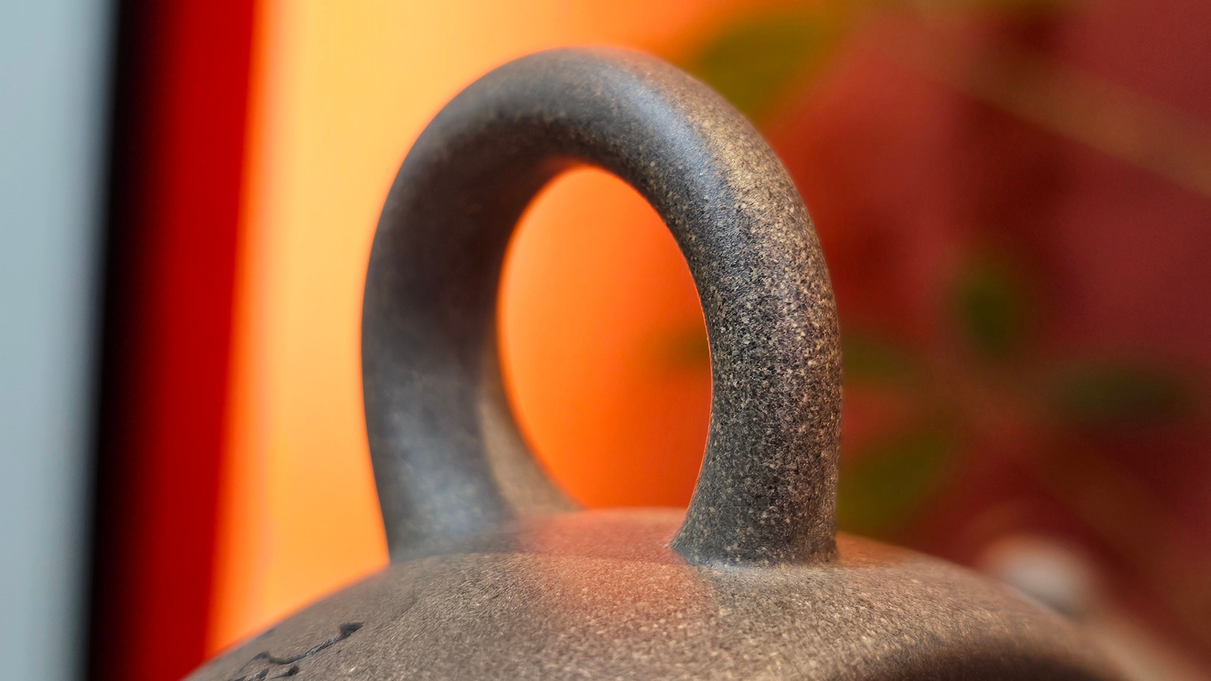 Ban Yue Hu《半月壶》~ "Half Moon Pot", 141.8ml, Qing Hui Duan 青灰段泥, by our Craftsman Zhang Huan 张欢, "Qing Gong Tu" 清供图 Engraving by Craftsman Nan Shan Lao Ren 南山老人 ~ Congratulations to!Mr T.A.! 2112hrs 12th August 2025, Samorin! Slovakia🇸🇰.