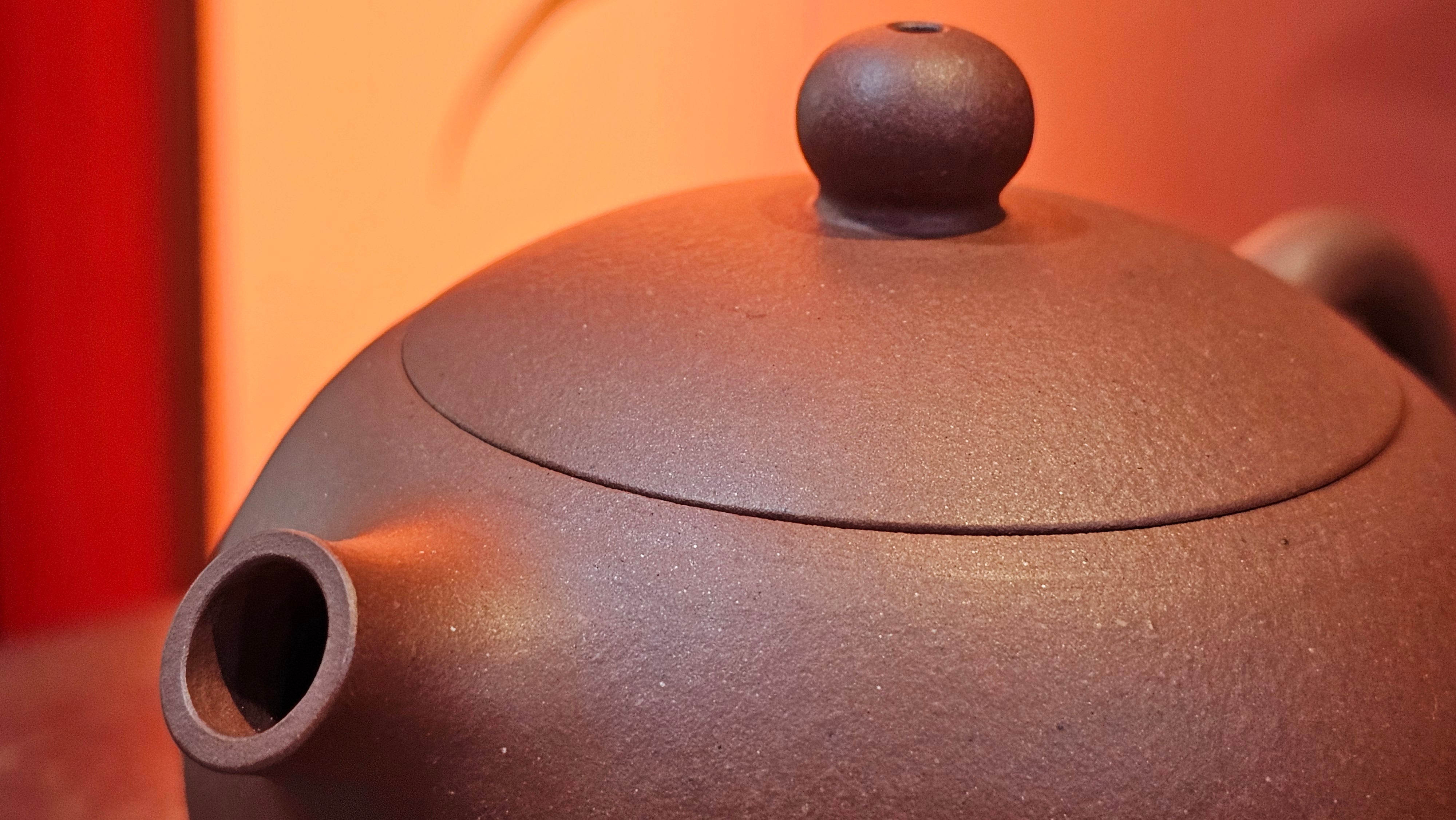 Xi Shi 西施, 144.3ml, Di Cao Qing Zi Ni 底槽青紫泥, by Craftsman Gu Xiao Ming 顾小明 ~ Congratulations to Mr S.K., 1429hrs!17th August 2025, Lymington, U.K.🇬🇧!