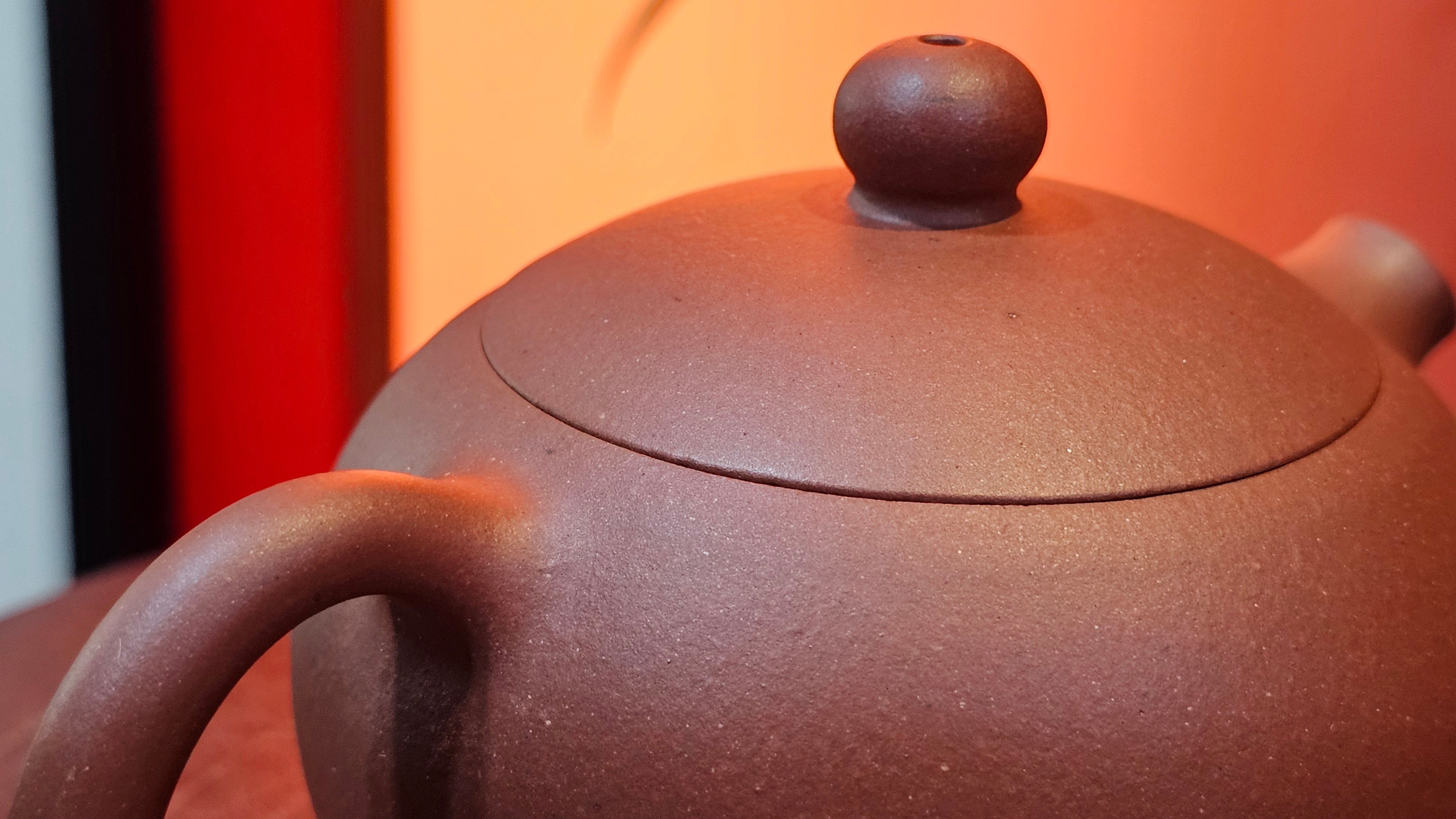 Xi Shi 西施, 144.3ml, Di Cao Qing Zi Ni 底槽青紫泥, by Craftsman Gu Xiao Ming 顾小明 ~ Congratulations to Mr S.K., 1429hrs!17th August 2025, Lymington, U.K.🇬🇧!