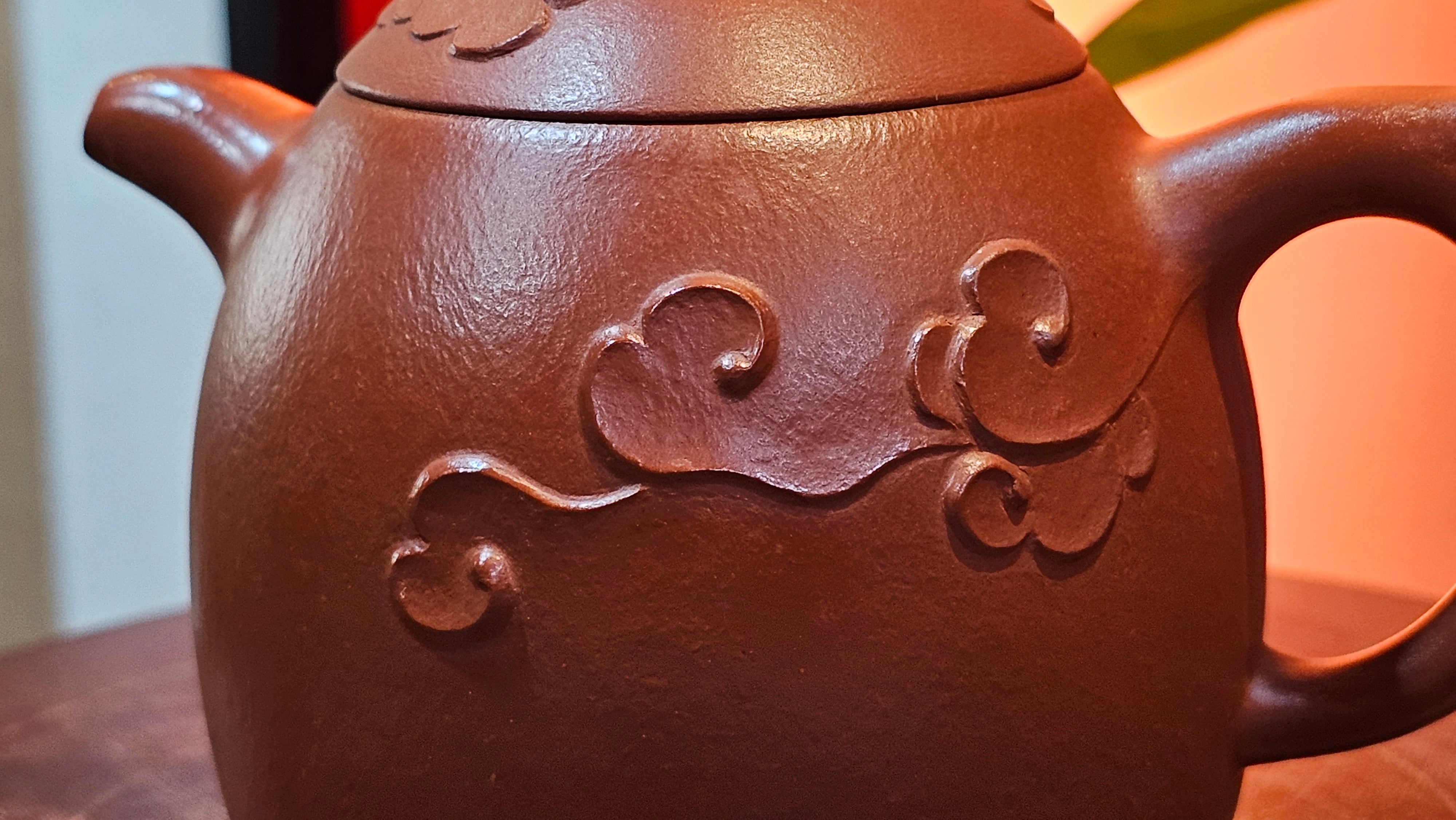 Qin Quan 秦权, with Oriental Clouds Embellishments 云朵贴花工艺, 191.6ml, Xiao Mei Yao Zhu Ni , by Craftsman Chen Yue Fei 陈跃飞 ~ Congratulations to!Ms J.C., 1109hrs 12th August 2025, Los Angeles, CA!