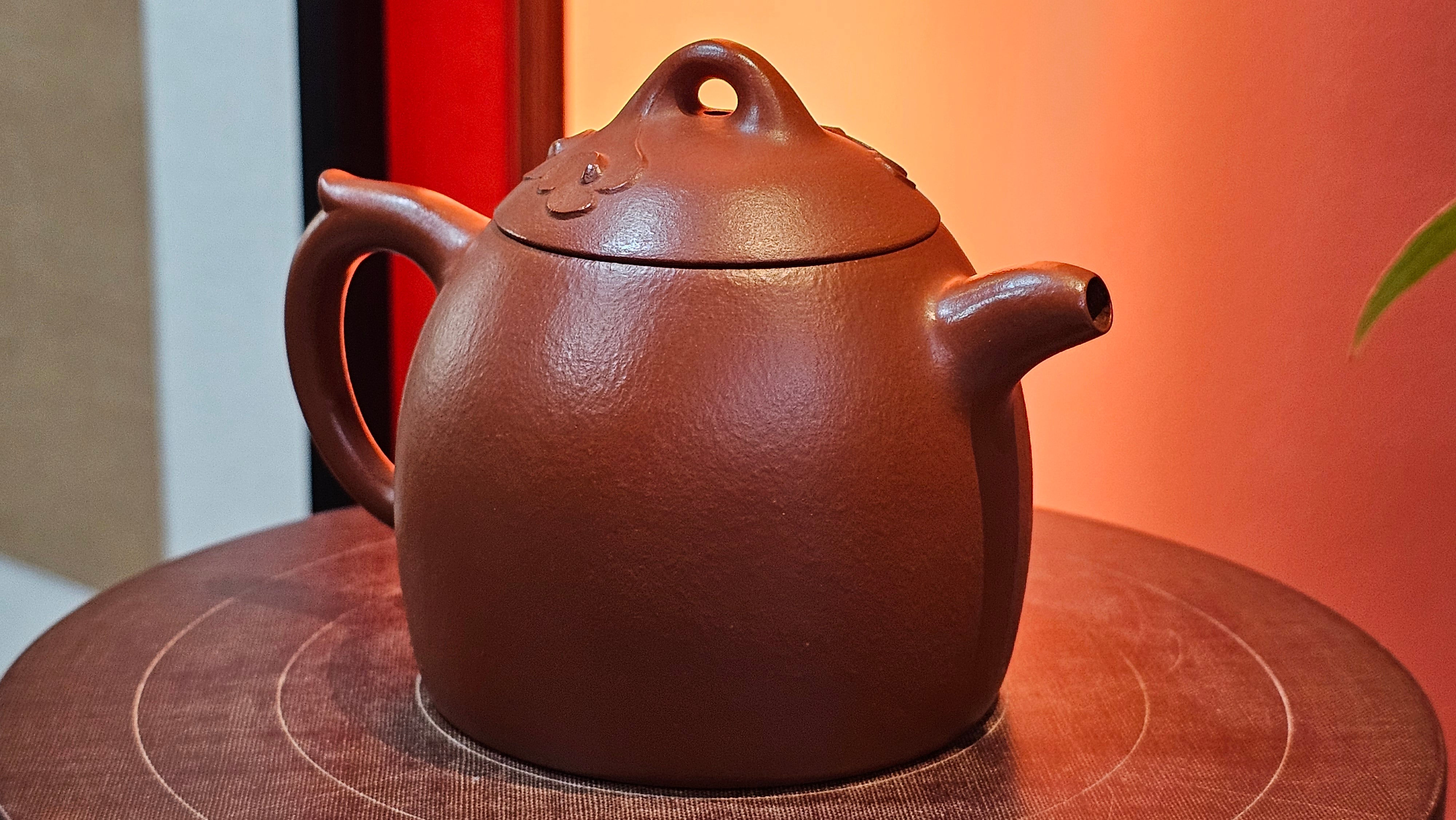 Qin Quan 秦权, with Oriental Clouds Embellishments 云朵贴花工艺, 191.6ml, Xiao Mei Yao Zhu Ni , by Craftsman Chen Yue Fei 陈跃飞 ~ Congratulations to!Ms J.C., 1109hrs 12th August 2025, Los Angeles, CA!