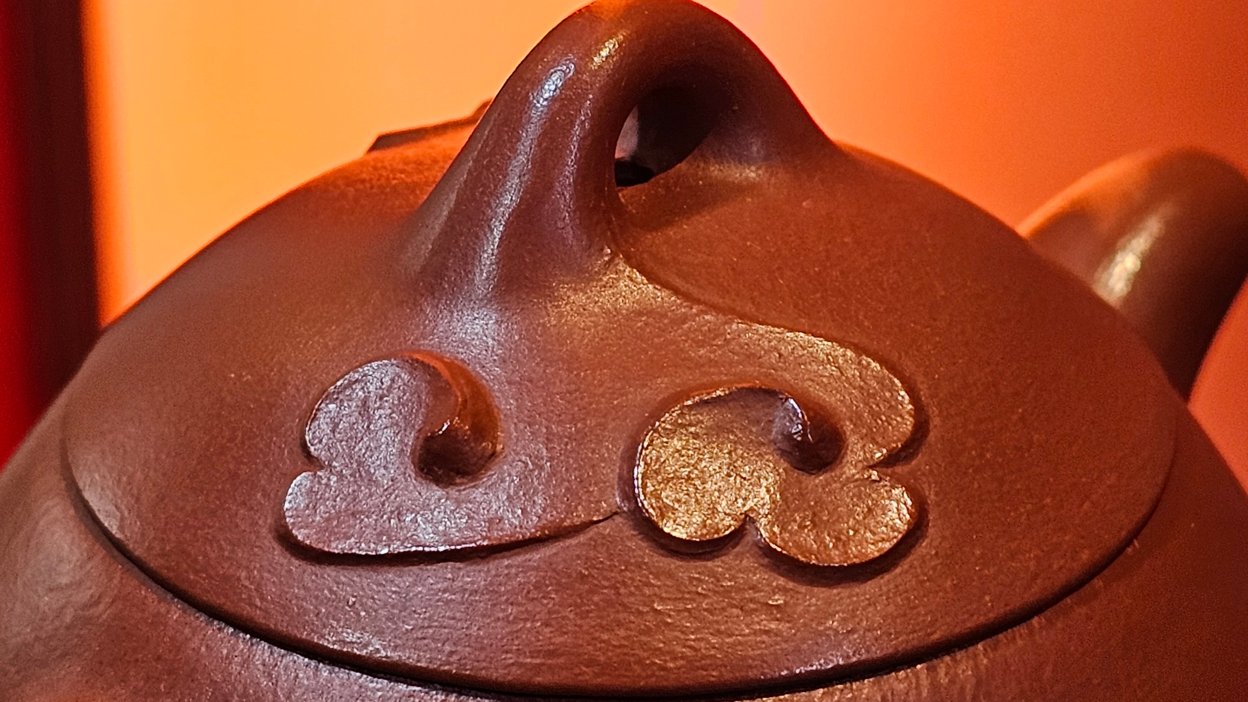 Qin Quan 秦权, with Oriental Clouds Embellishments 云朵贴花工艺, 191.6ml, Xiao Mei Yao Zhu Ni , by Craftsman Chen Yue Fei 陈跃飞 ~ Congratulations to!Ms J.C., 1109hrs 12th August 2025, Los Angeles, CA!