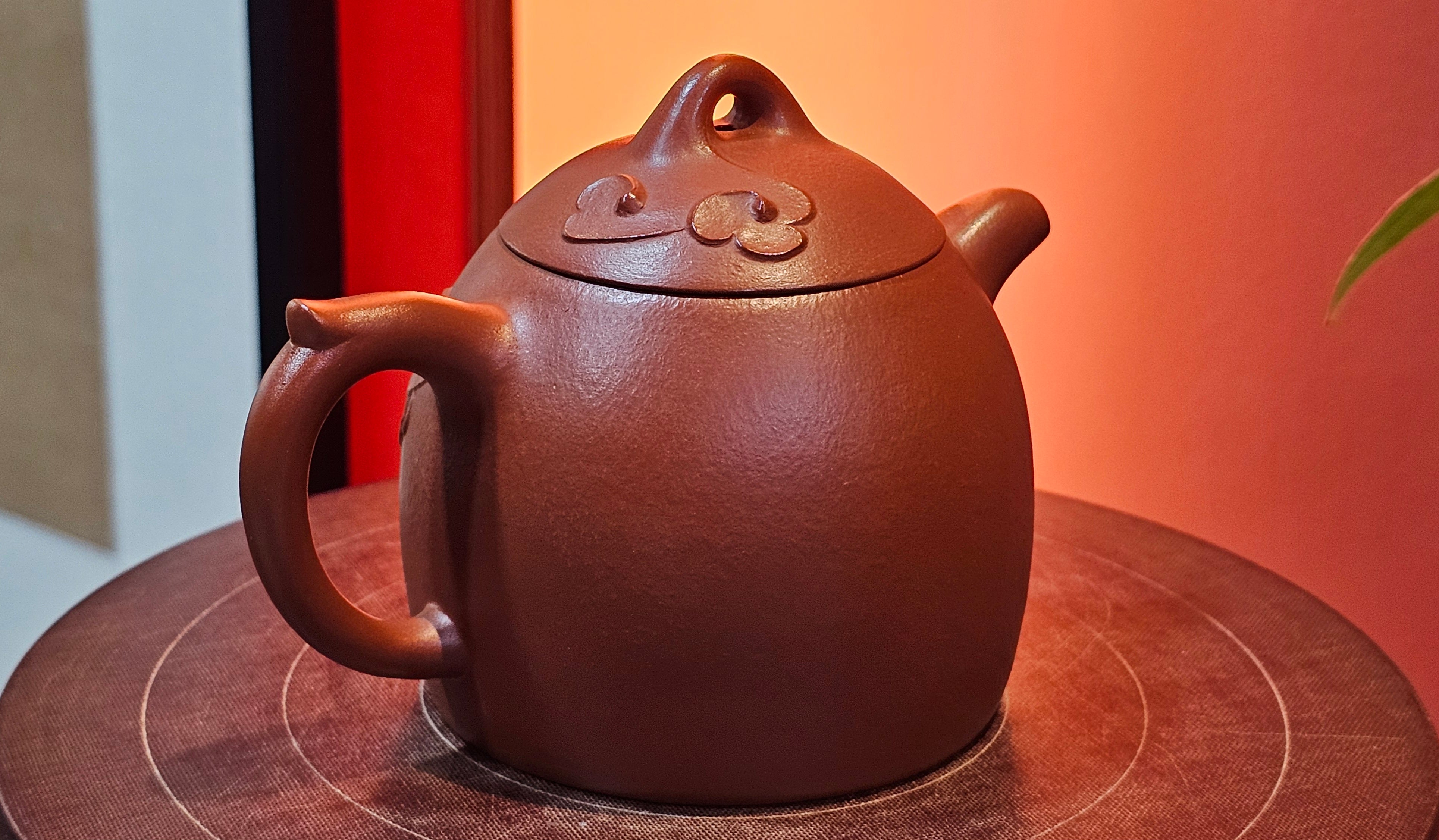 Qin Quan 秦权, with Oriental Clouds Embellishments 云朵贴花工艺, 191.6ml, Xiao Mei Yao Zhu Ni , by Craftsman Chen Yue Fei 陈跃飞 ~ Congratulations to!Ms J.C., 1109hrs 12th August 2025, Los Angeles, CA!