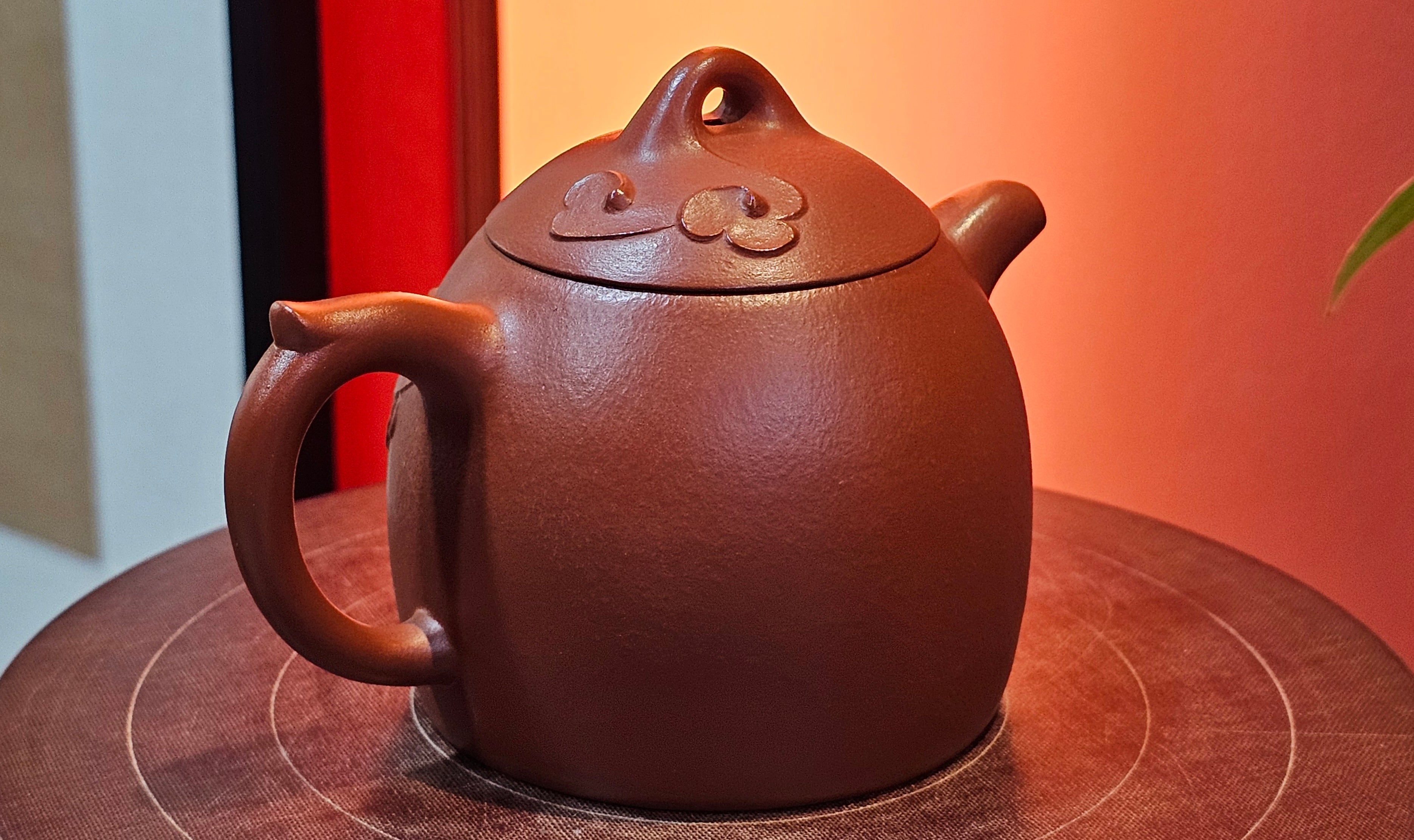 Qin Quan 秦权, with Oriental Clouds Embellishments 云朵贴花工艺, 191.6ml, Xiao Mei Yao Zhu Ni , by Craftsman Chen Yue Fei 陈跃飞 ~ Congratulations to!Ms J.C., 1109hrs 12th August 2025, Los Angeles, CA!