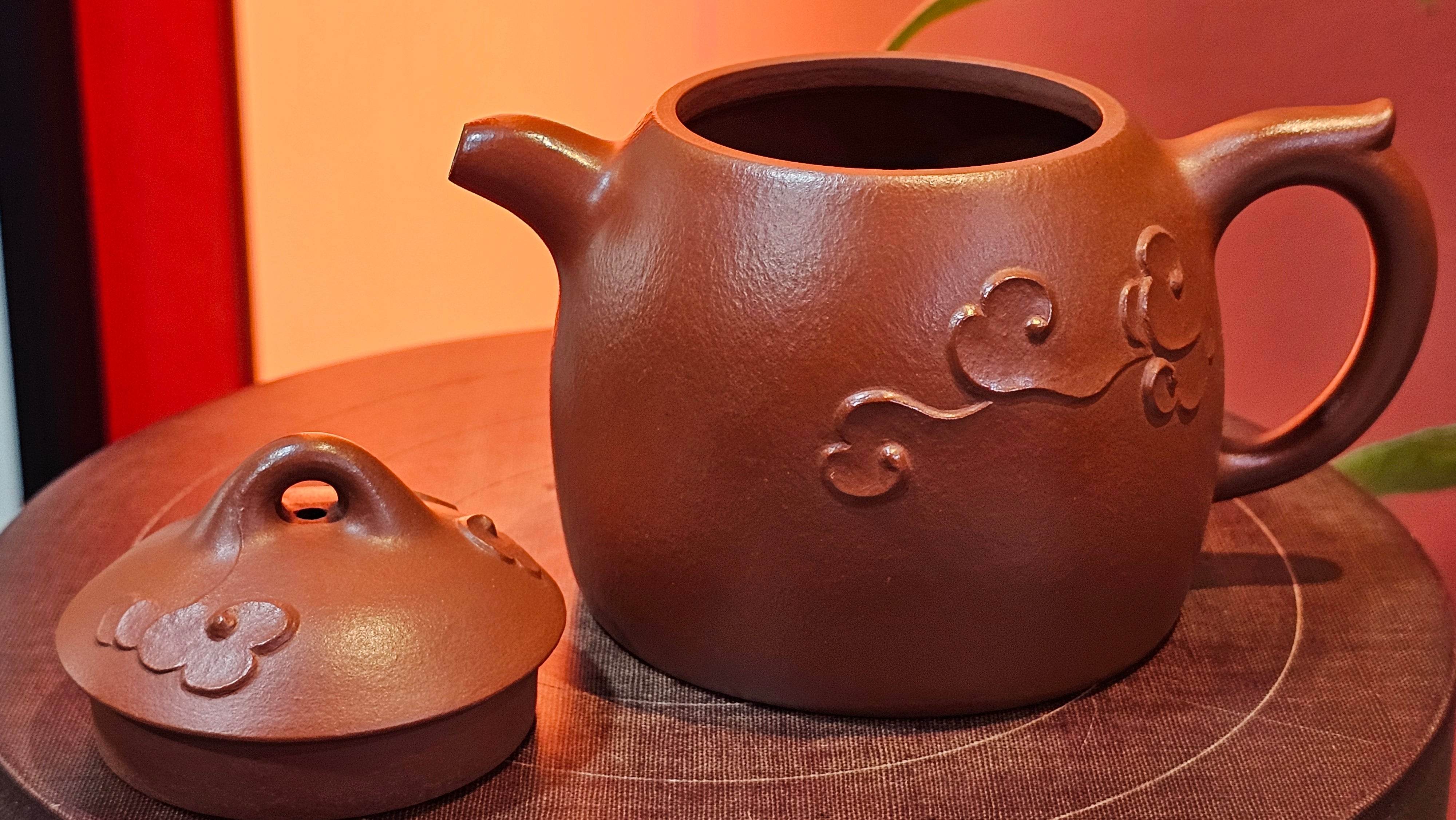 Qin Quan 秦权, with Oriental Clouds Embellishments 云朵贴花工艺, 191.6ml, Xiao Mei Yao Zhu Ni , by Craftsman Chen Yue Fei 陈跃飞 ~ Congratulations to!Ms J.C., 1109hrs 12th August 2025, Los Angeles, CA!