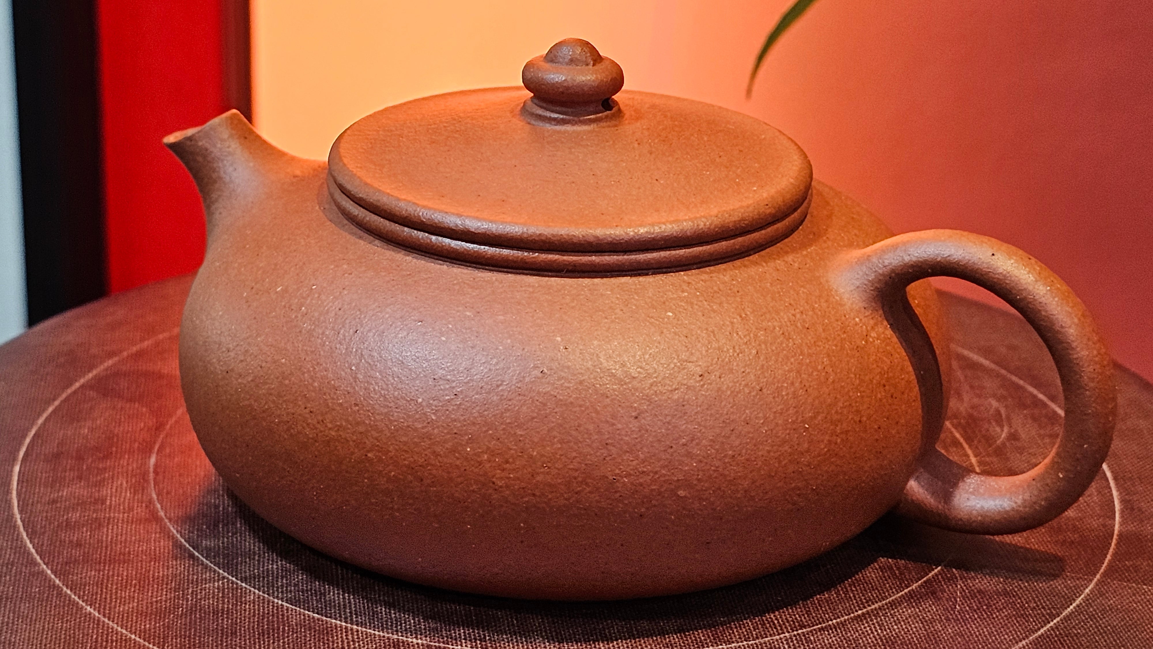 Han Jiang 寒江, 202.3ml, rare Zhu Sha 朱砂 (highest granularity form of ZhuNi), by Craftsman Gu Xiao Ming 顾小明 ~!Congratulations to Ms J.C., 1109hrs 12th August 2025, Los Angeles, CA!