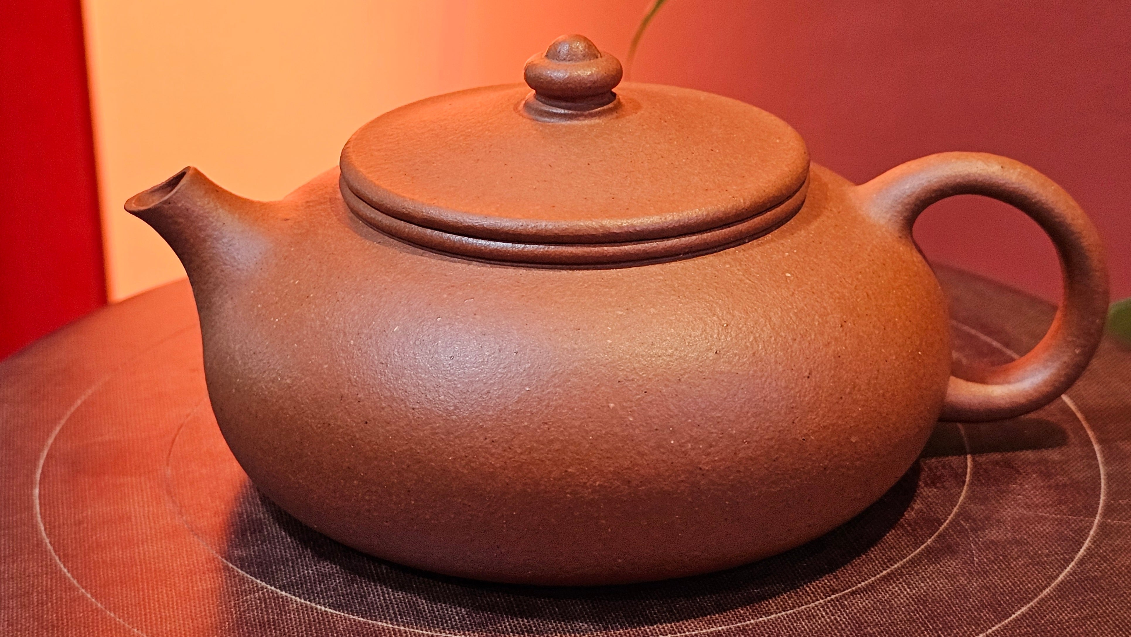 Han Jiang 寒江, 202.3ml, rare Zhu Sha 朱砂 (highest granularity form of ZhuNi), by Craftsman Gu Xiao Ming 顾小明 ~!Congratulations to Ms J.C., 1109hrs 12th August 2025, Los Angeles, CA!