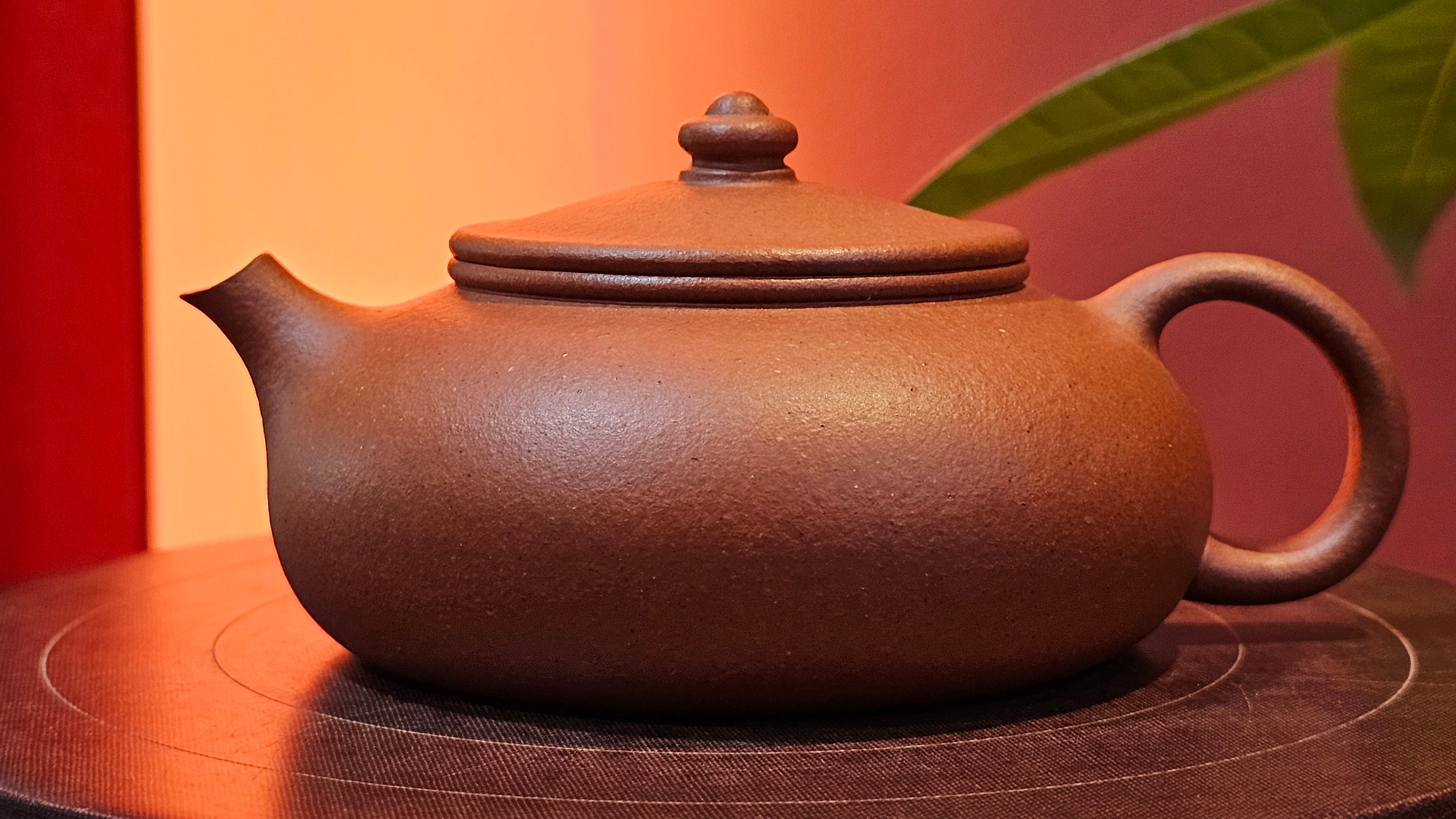 Han Jiang 寒江, 202.3ml, rare Zhu Sha 朱砂 (highest granularity form of ZhuNi), by Craftsman Gu Xiao Ming 顾小明 ~!Congratulations to Ms J.C., 1109hrs 12th August 2025, Los Angeles, CA!