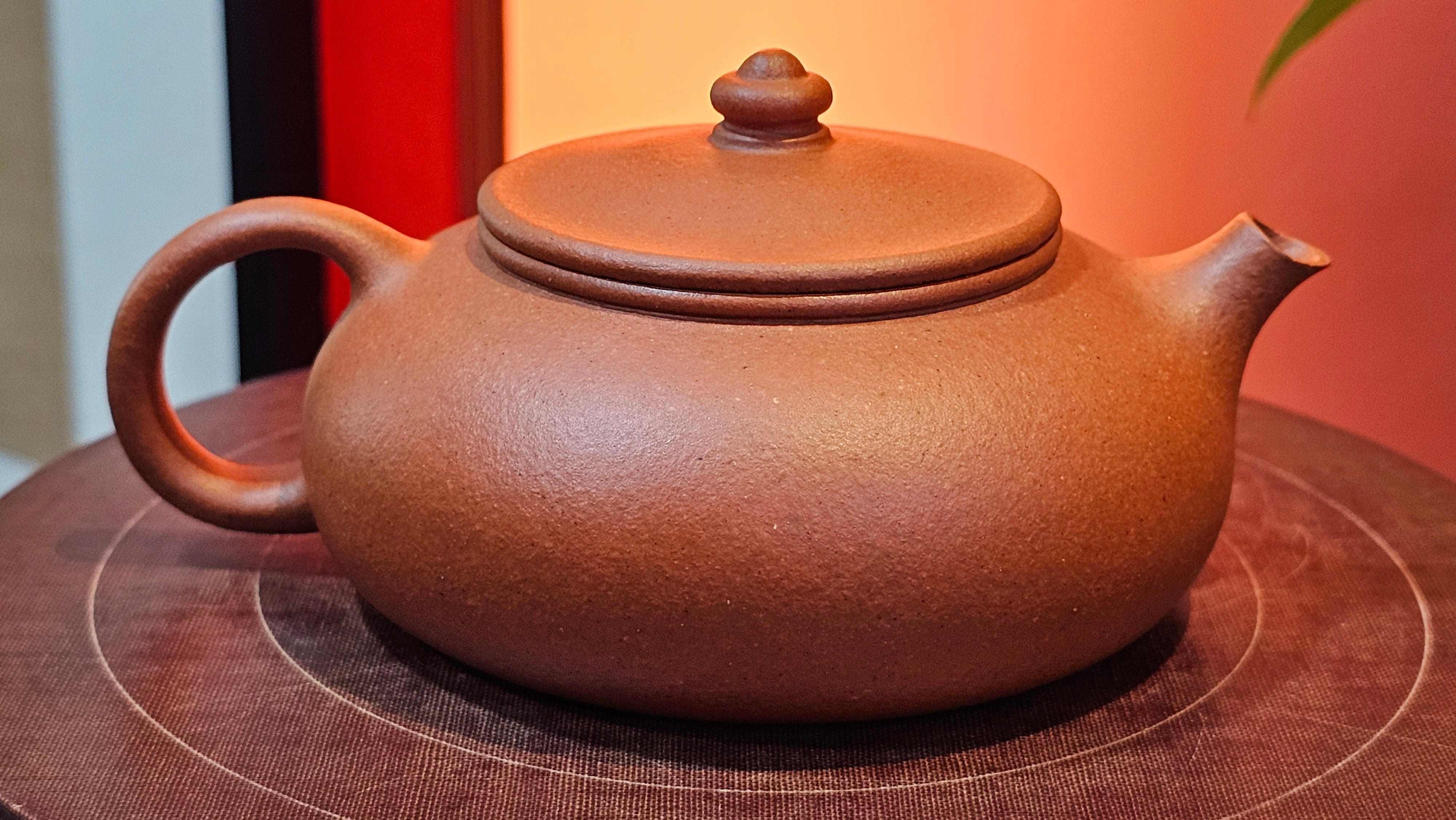 Han Jiang 寒江, 202.3ml, rare Zhu Sha 朱砂 (highest granularity form of ZhuNi), by Craftsman Gu Xiao Ming 顾小明 ~!Congratulations to Ms J.C., 1109hrs 12th August 2025, Los Angeles, CA!