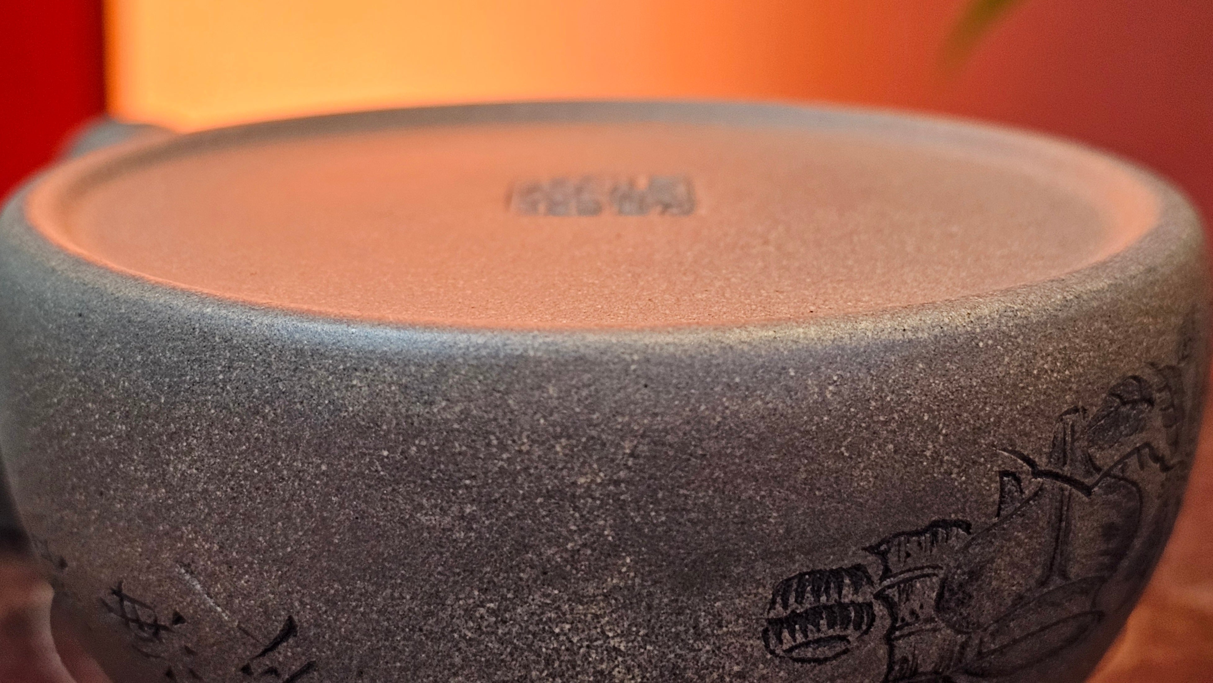 Ban Yue Hu《半月壶》~ "Half Moon Pot", 141.8ml, Qing Hui Duan 青灰段泥, by our Craftsman Zhang Huan 张欢, "Qing Gong Tu" 清供图 Engraving by Craftsman Nan Shan Lao Ren 南山老人 ~ Congratulations to!Mr T.A.! 2112hrs 12th August 2025, Samorin! Slovakia🇸🇰.