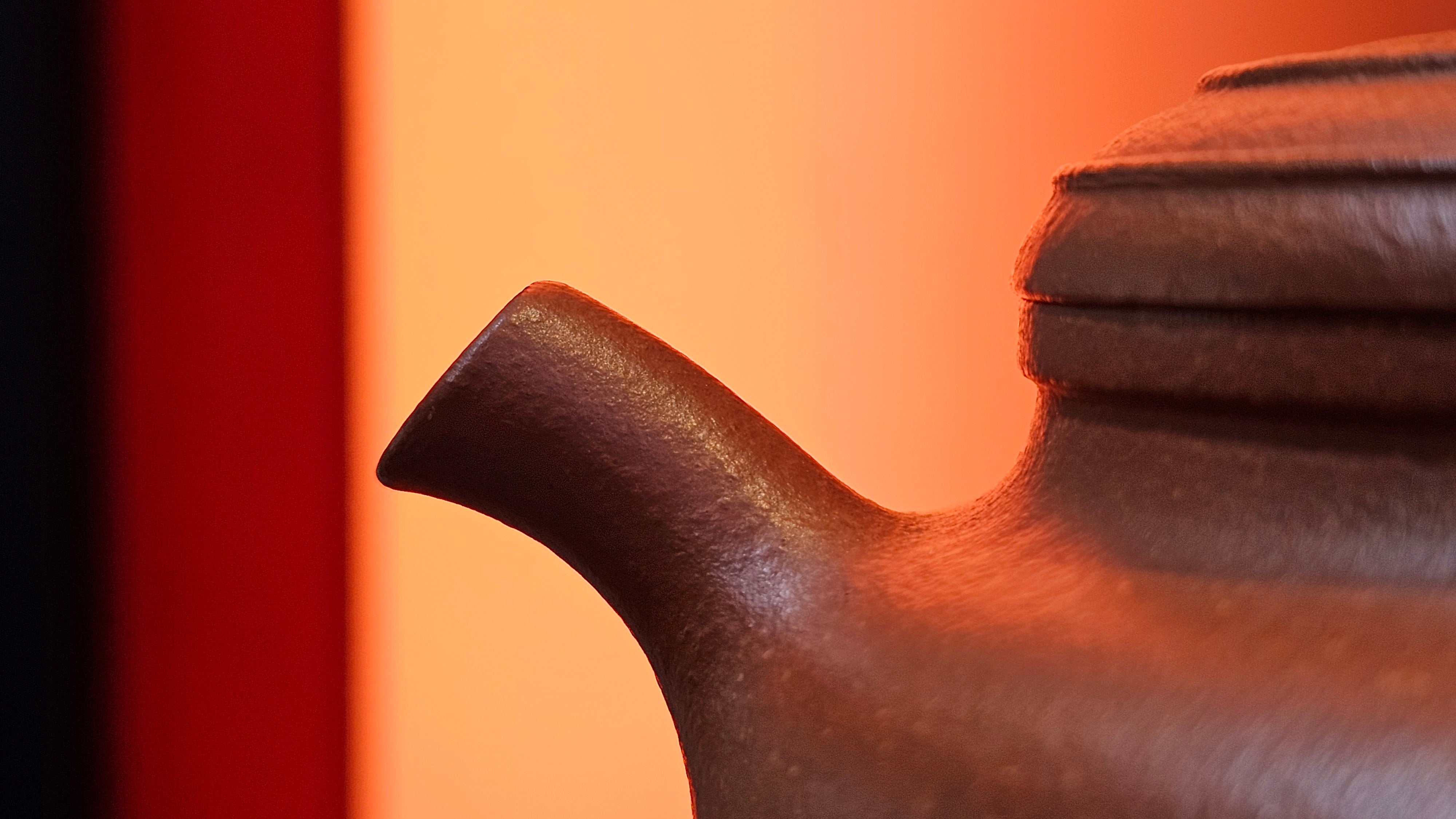 Song Jin Hu《颂金壶》, 151.5ml, Hong Jiang Po Ni 红降坡泥, by Craftsman Chen Gui Zhi 陈桂枝。(Red JiangPoNi rarer than Yellow JiangPoNi, XiaoMeiYao & ZhaoZhuang ZhuNi) ~ Congratulations to!Tea Sommr A.M., 1238hrs 16th August 2025, Padua, Italy🇮🇹!