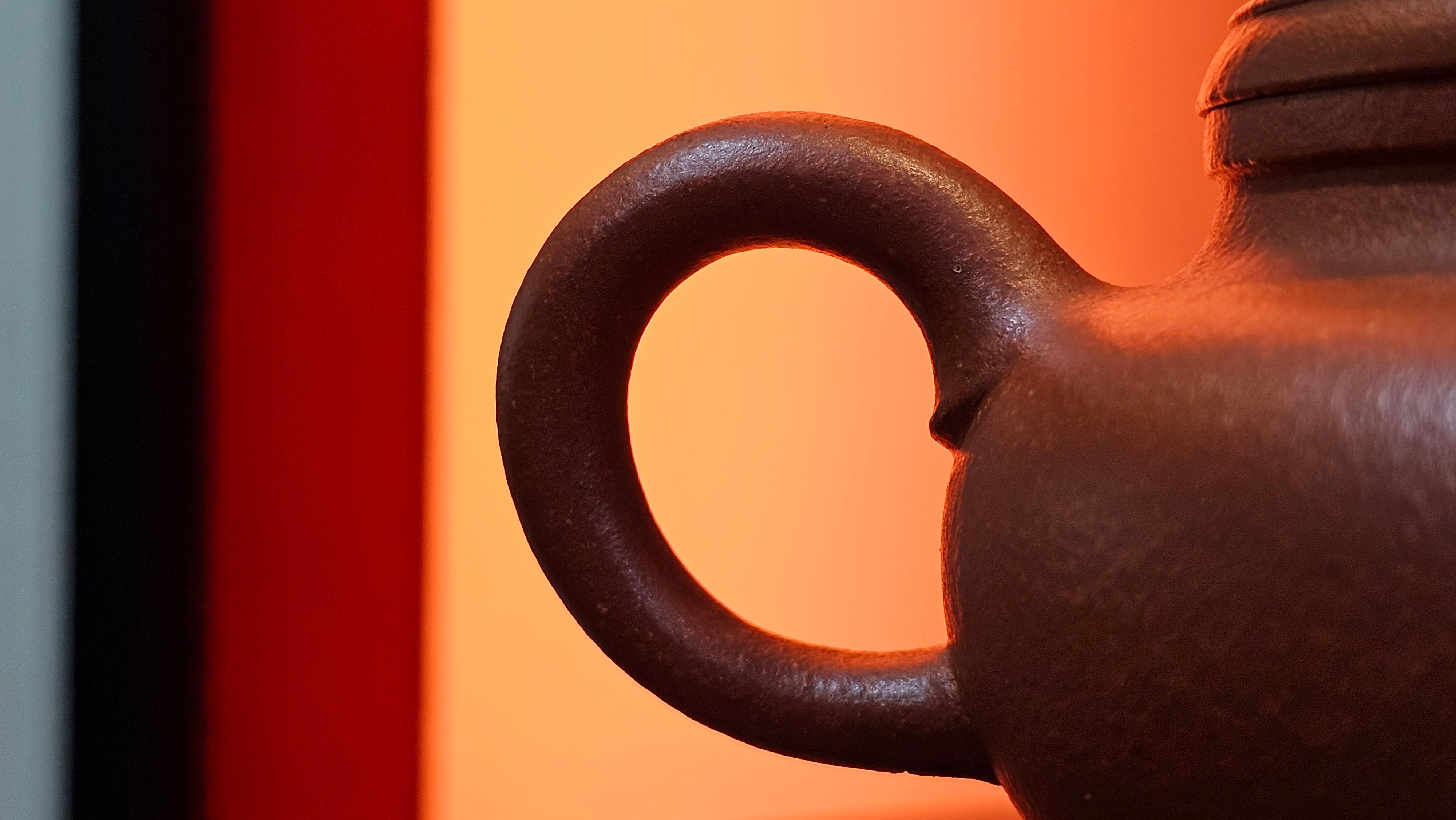 Song Jin Hu《颂金壶》, 151.5ml, Hong Jiang Po Ni 红降坡泥, by Craftsman Chen Gui Zhi 陈桂枝。(Red JiangPoNi rarer than Yellow JiangPoNi, XiaoMeiYao & ZhaoZhuang ZhuNi) ~ Congratulations to!Tea Sommr A.M., 1238hrs 16th August 2025, Padua, Italy🇮🇹!