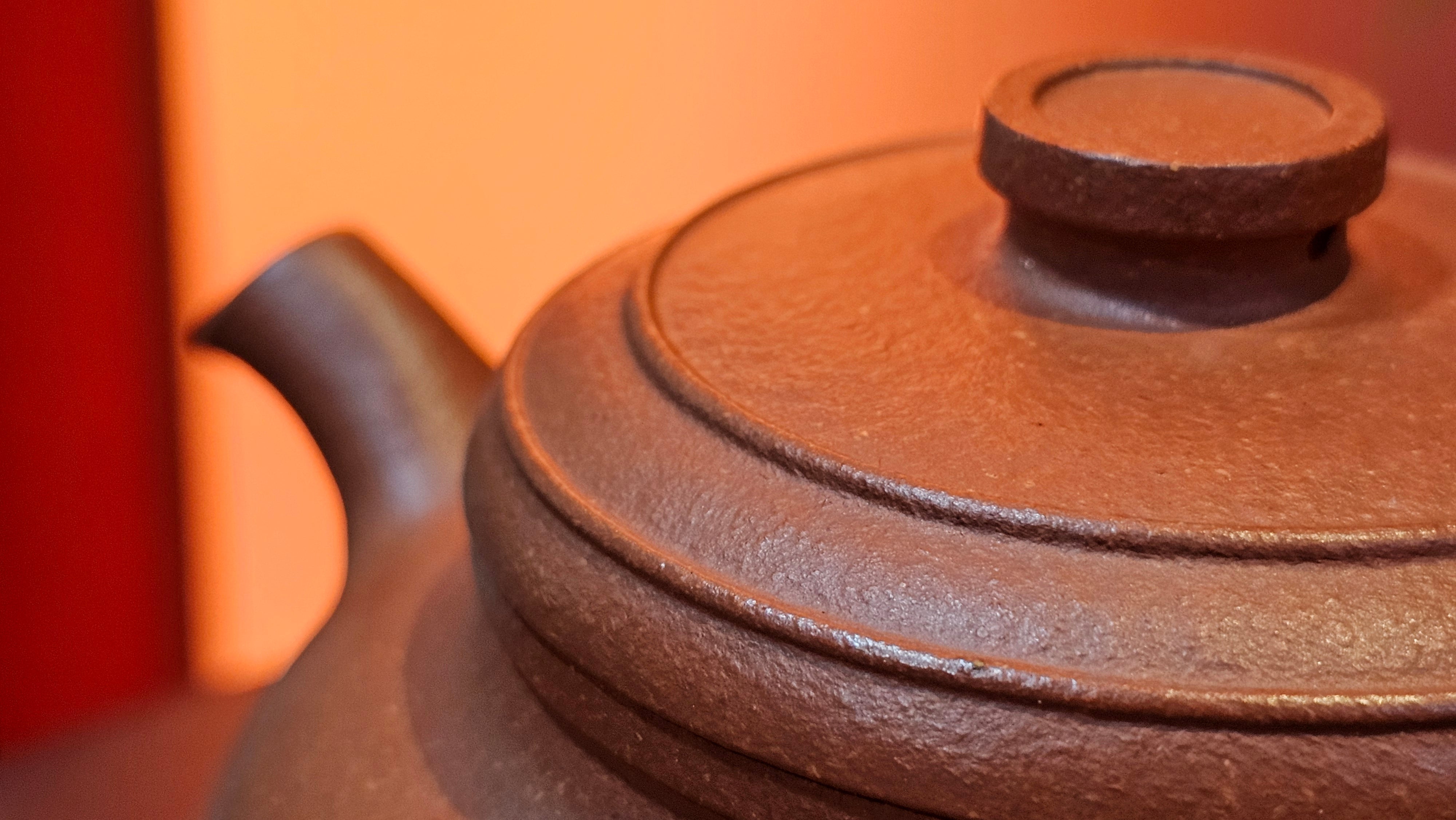 Song Jin Hu《颂金壶》, 151.5ml, Hong Jiang Po Ni 红降坡泥, by Craftsman Chen Gui Zhi 陈桂枝。(Red JiangPoNi rarer than Yellow JiangPoNi, XiaoMeiYao & ZhaoZhuang ZhuNi) ~ Congratulations to!Tea Sommr A.M., 1238hrs 16th August 2025, Padua, Italy🇮🇹!