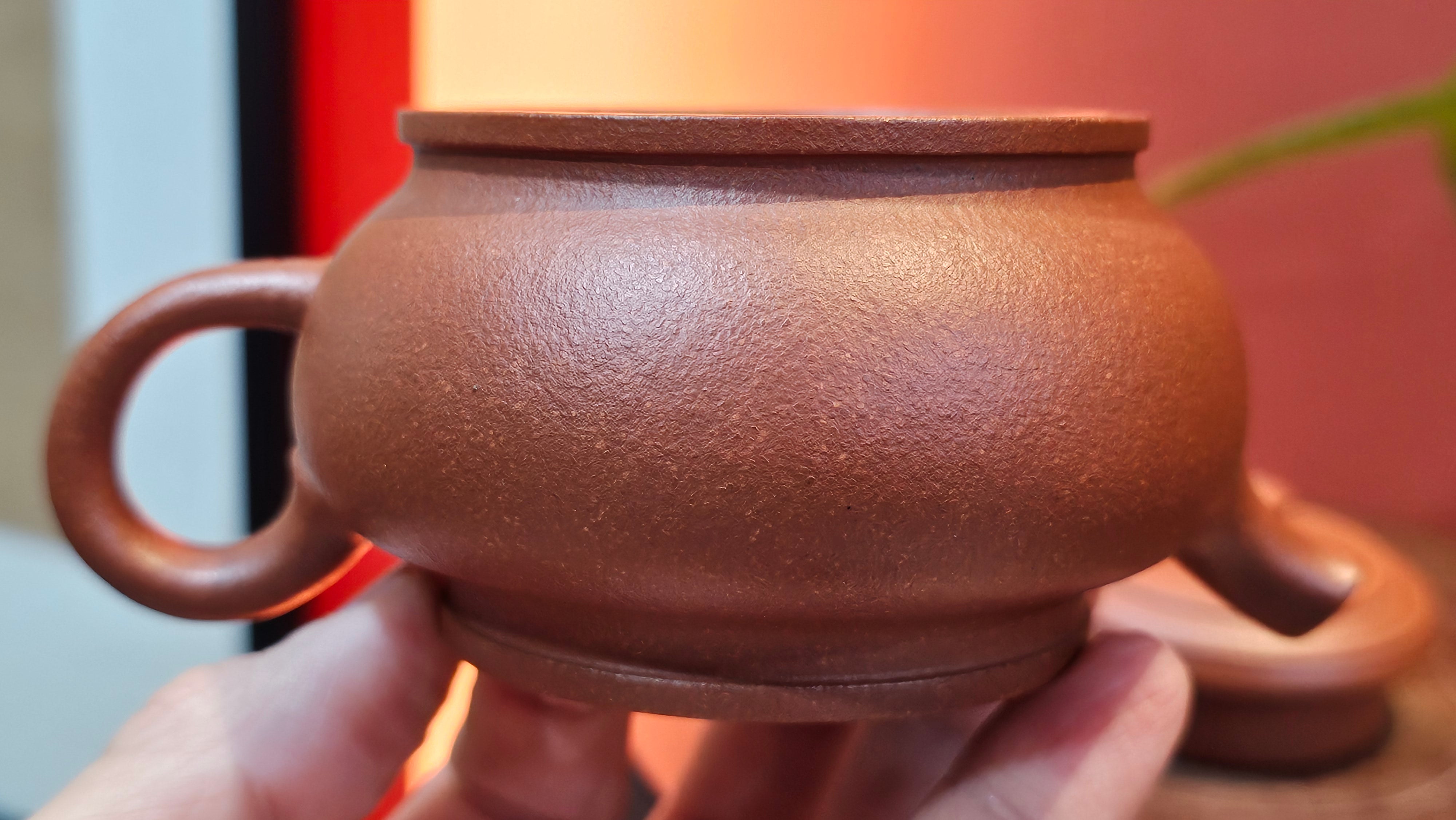 Song Jin Hu《颂金壶》, 151.5ml, Hong Jiang Po Ni 红降坡泥, by Craftsman Chen Gui Zhi 陈桂枝。(Red JiangPoNi rarer than Yellow JiangPoNi, XiaoMeiYao & ZhaoZhuang ZhuNi) ~ Congratulations to!Tea Sommr A.M., 1238hrs 16th August 2025, Padua, Italy🇮🇹!