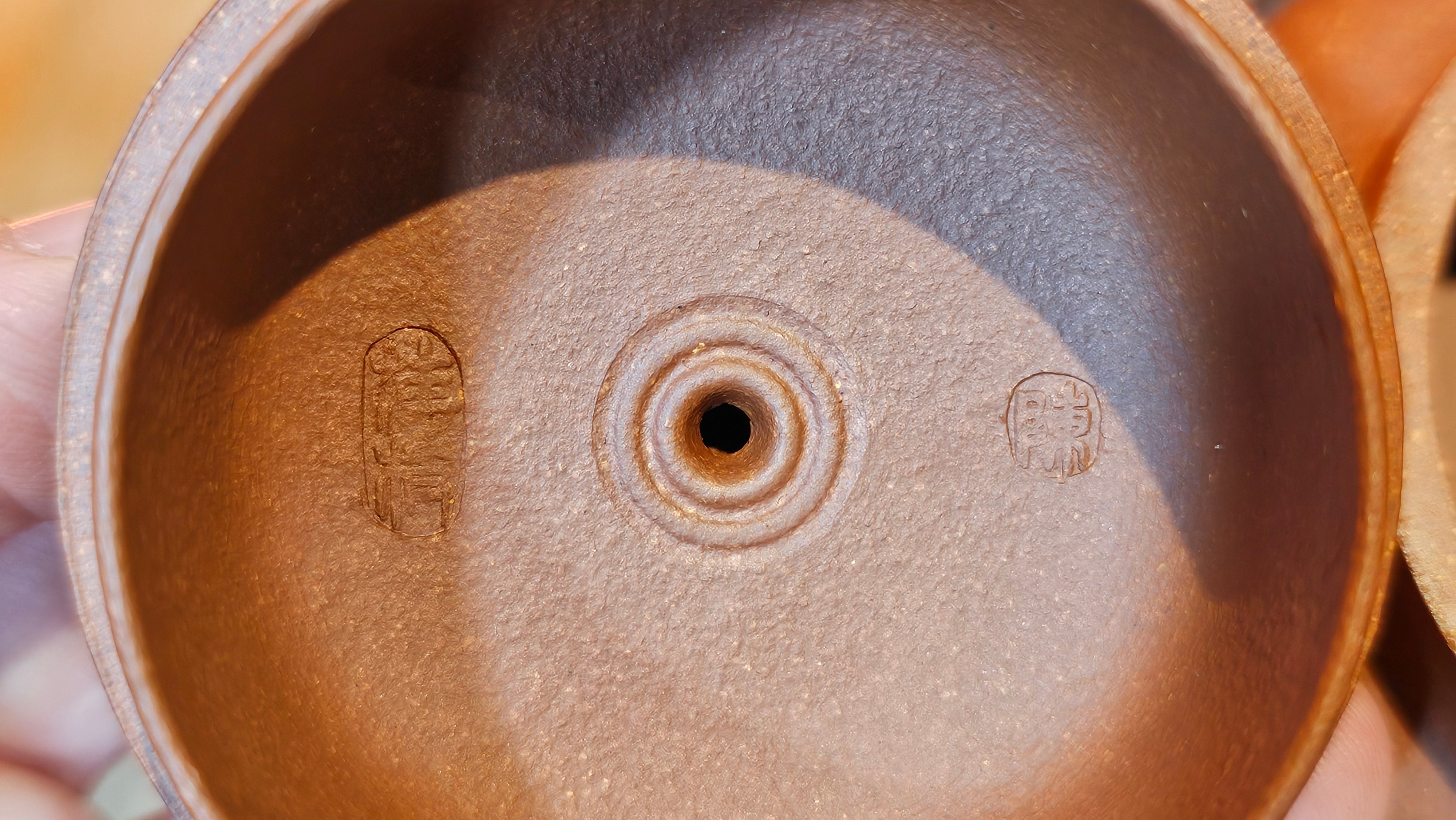 Song Jin Hu《颂金壶》, 151.5ml, Hong Jiang Po Ni 红降坡泥, by Craftsman Chen Gui Zhi 陈桂枝。(Red JiangPoNi rarer than Yellow JiangPoNi, XiaoMeiYao & ZhaoZhuang ZhuNi) ~ Congratulations to!Tea Sommr A.M., 1238hrs 16th August 2025, Padua, Italy🇮🇹!