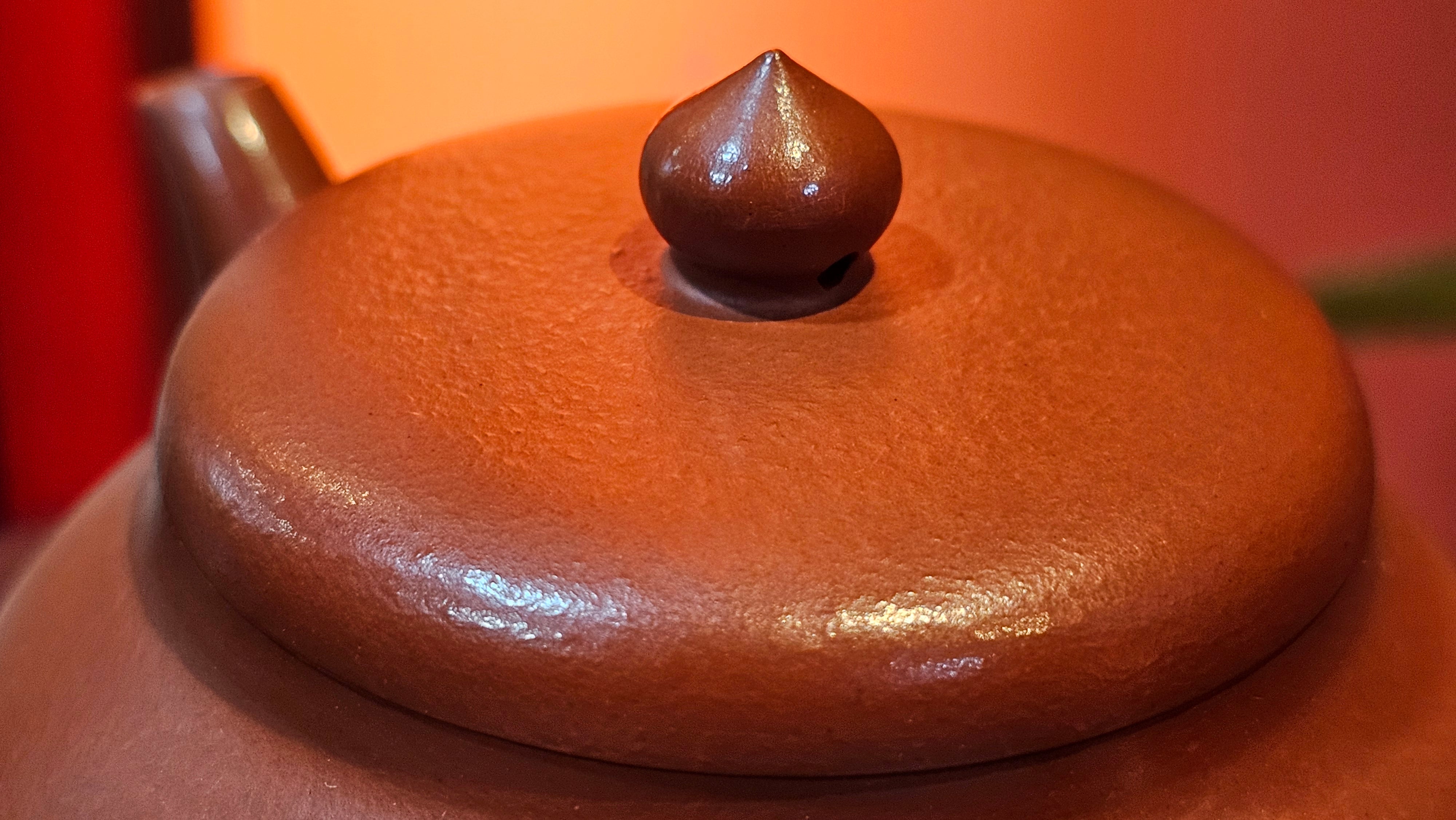 Yi Pin Hu, 252.3ml (largish), Xiao Mei Yao Zhu Ni 小煤窑朱泥,  by Craftsman Chen Yue Fei 陈跃飞 ~ Congratulations to!Mr J.G., 1059hrs 18th August 2025, Invergowrie, Australia🇦🇺!