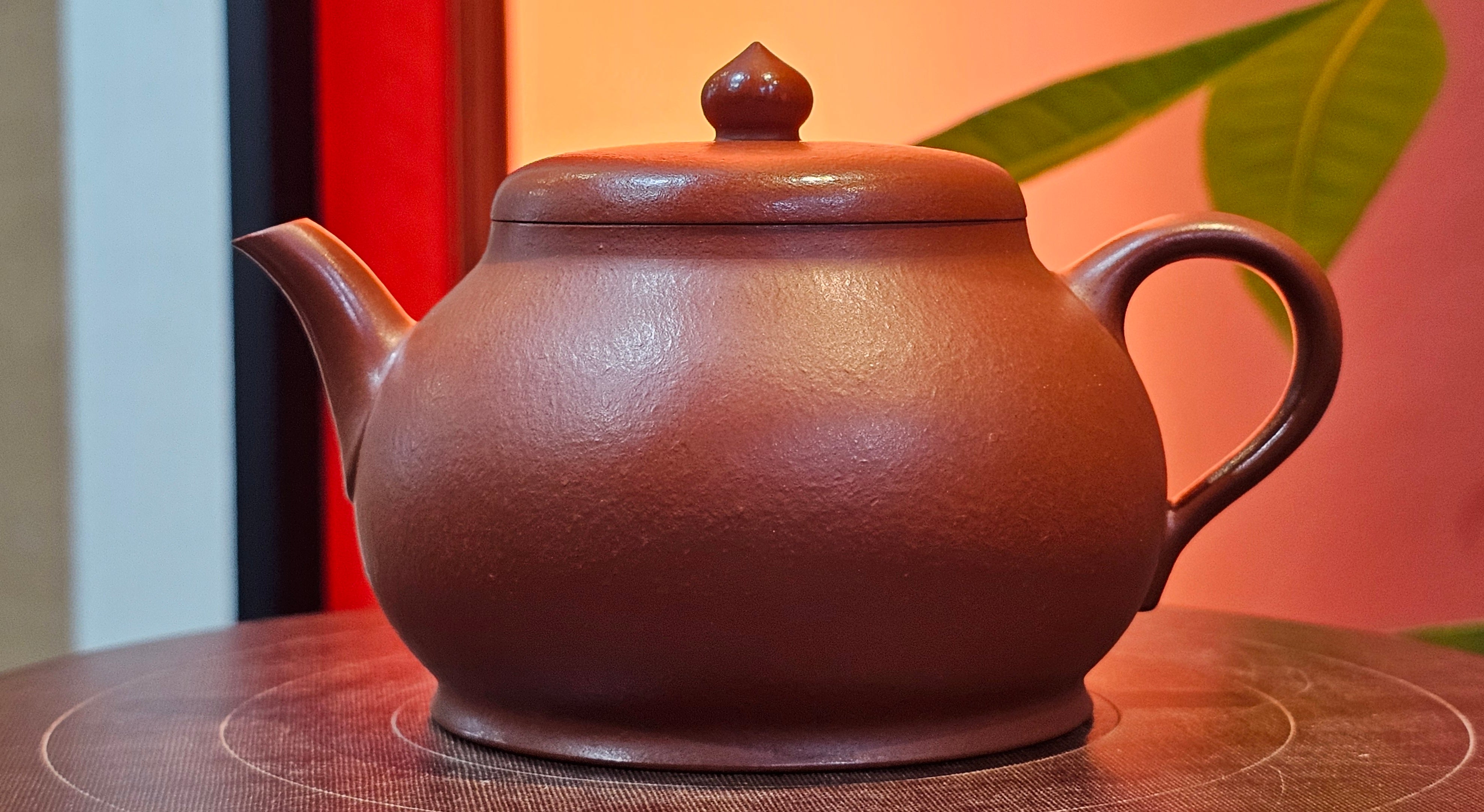 Yi Pin Hu, 252.3ml (largish), Xiao Mei Yao Zhu Ni 小煤窑朱泥,  by Craftsman Chen Yue Fei 陈跃飞 ~ Congratulations to!Mr J.G., 1059hrs 18th August 2025, Invergowrie, Australia🇦🇺!