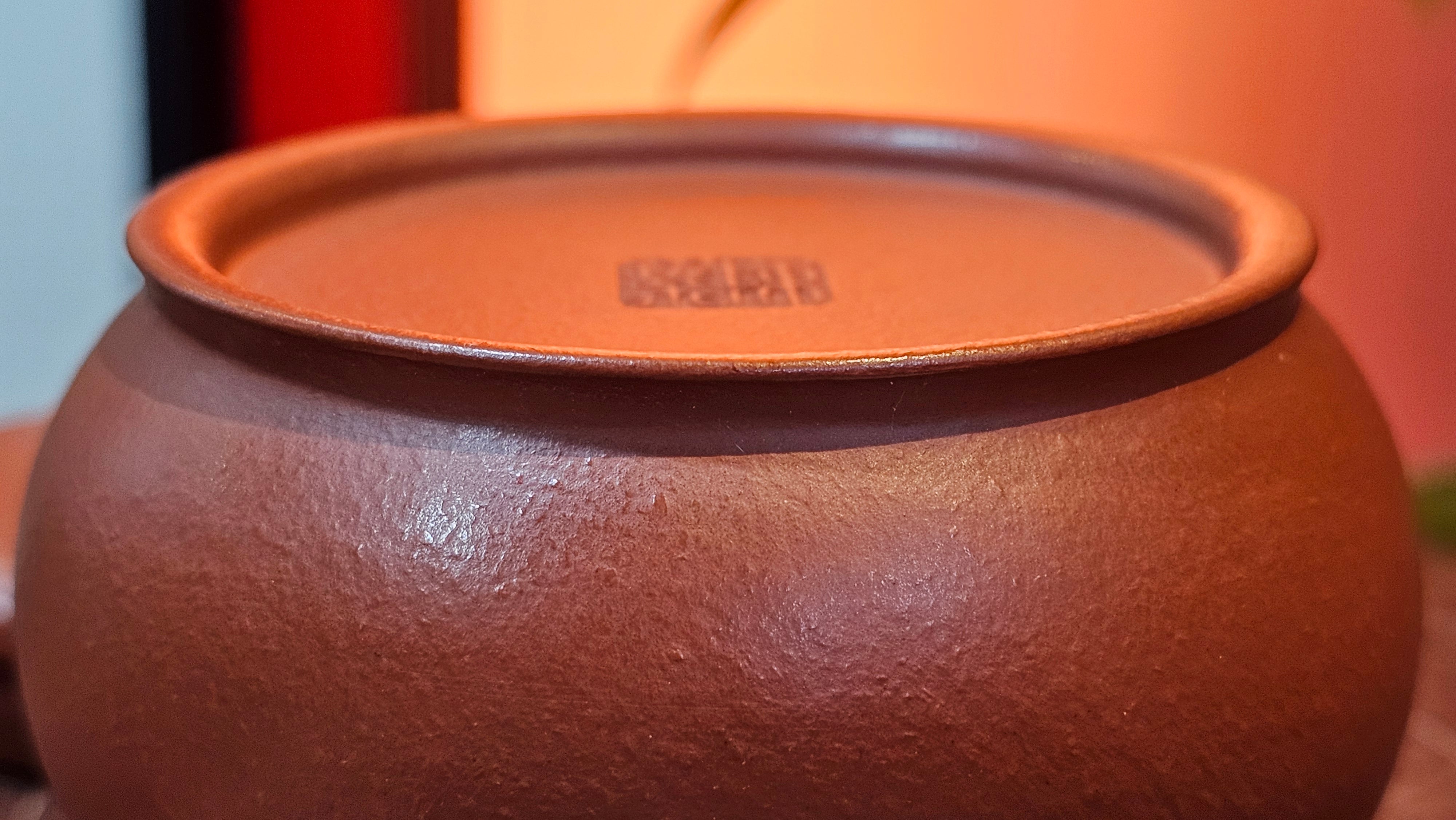 Yi Pin Hu, 252.3ml (largish), Xiao Mei Yao Zhu Ni 小煤窑朱泥,  by Craftsman Chen Yue Fei 陈跃飞 ~ Congratulations to!Mr J.G., 1059hrs 18th August 2025, Invergowrie, Australia🇦🇺!