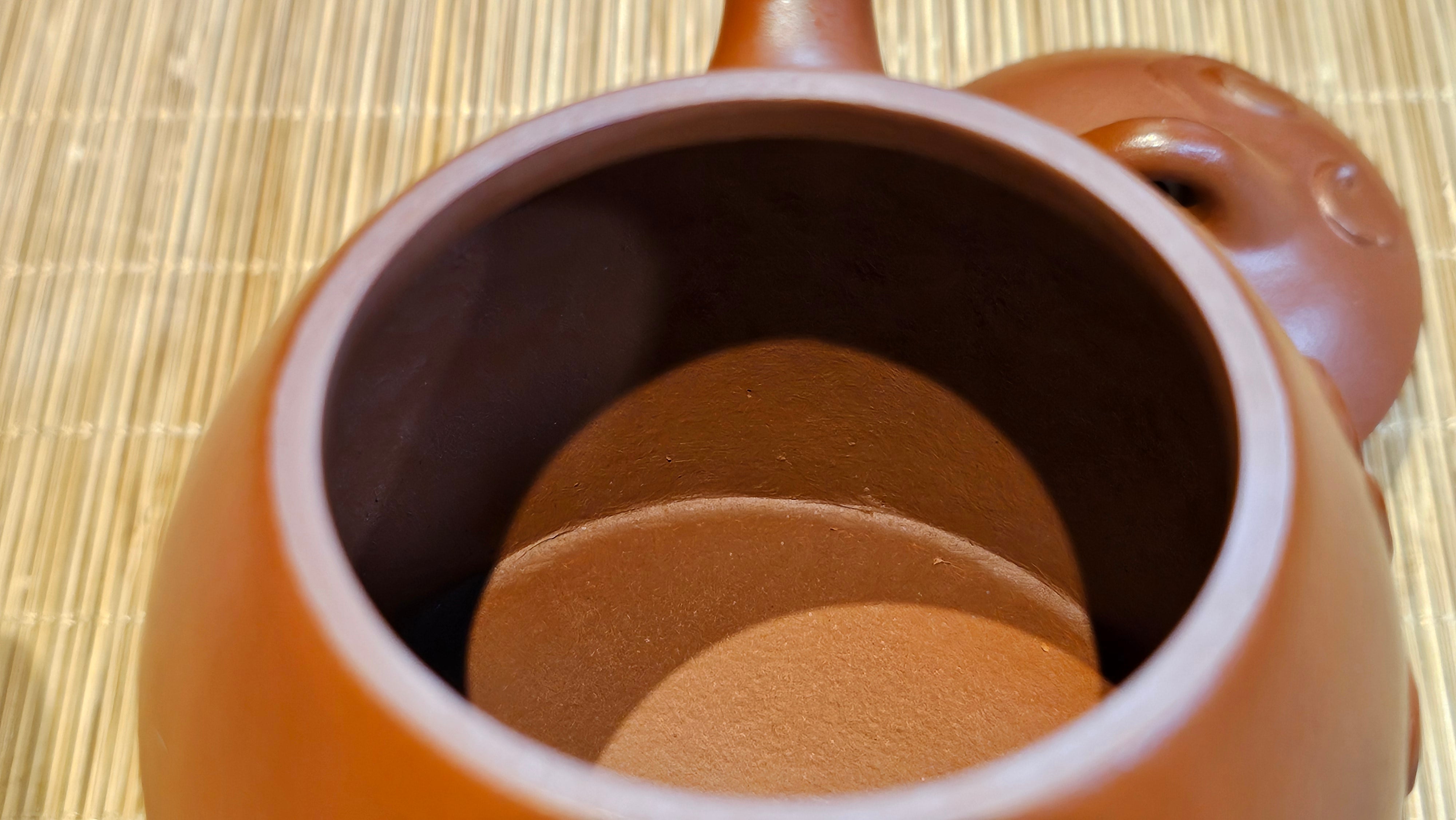 Qin Quan 秦权, with Oriental Clouds Embellishments 云朵贴花工艺, 191.6ml, Xiao Mei Yao Zhu Ni , by Craftsman Chen Yue Fei 陈跃飞 ~ Congratulations to!Ms J.C., 1109hrs 12th August 2025, Los Angeles, CA!