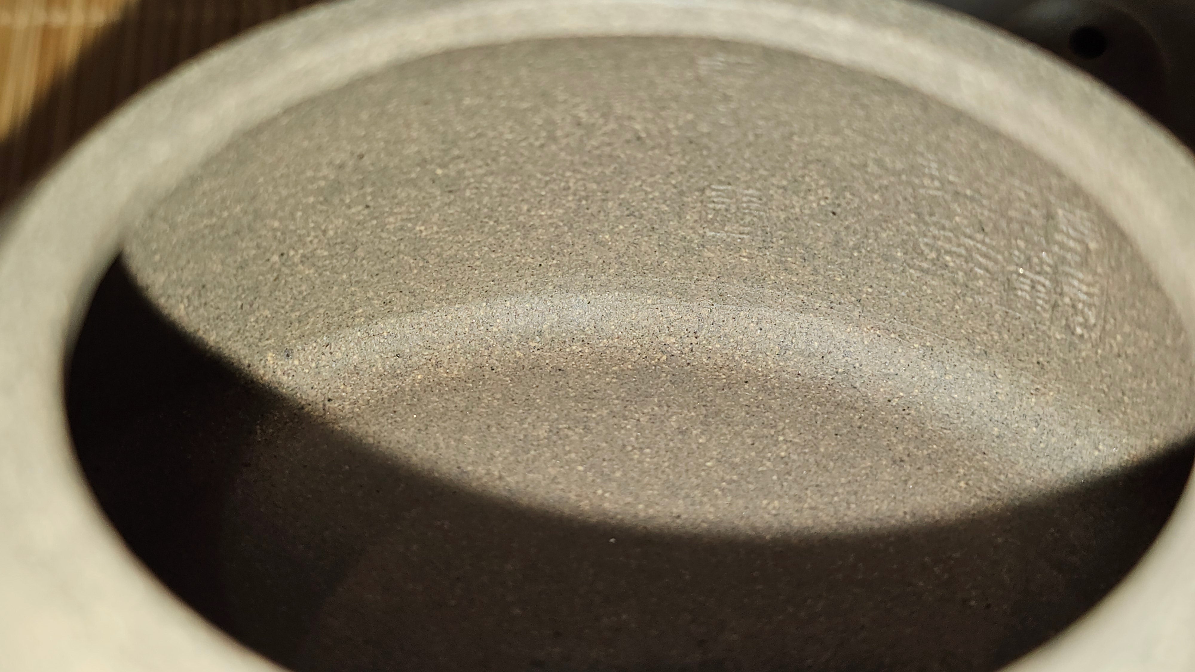 Ban Yue Hu《半月壶》~ "Half Moon Pot", 141.8ml, Qing Hui Duan 青灰段泥, by our Craftsman Zhang Huan 张欢, "Qing Gong Tu" 清供图 Engraving by Craftsman Nan Shan Lao Ren 南山老人 ~ Congratulations to!Mr T.A.! 2112hrs 12th August 2025, Samorin! Slovakia🇸🇰.