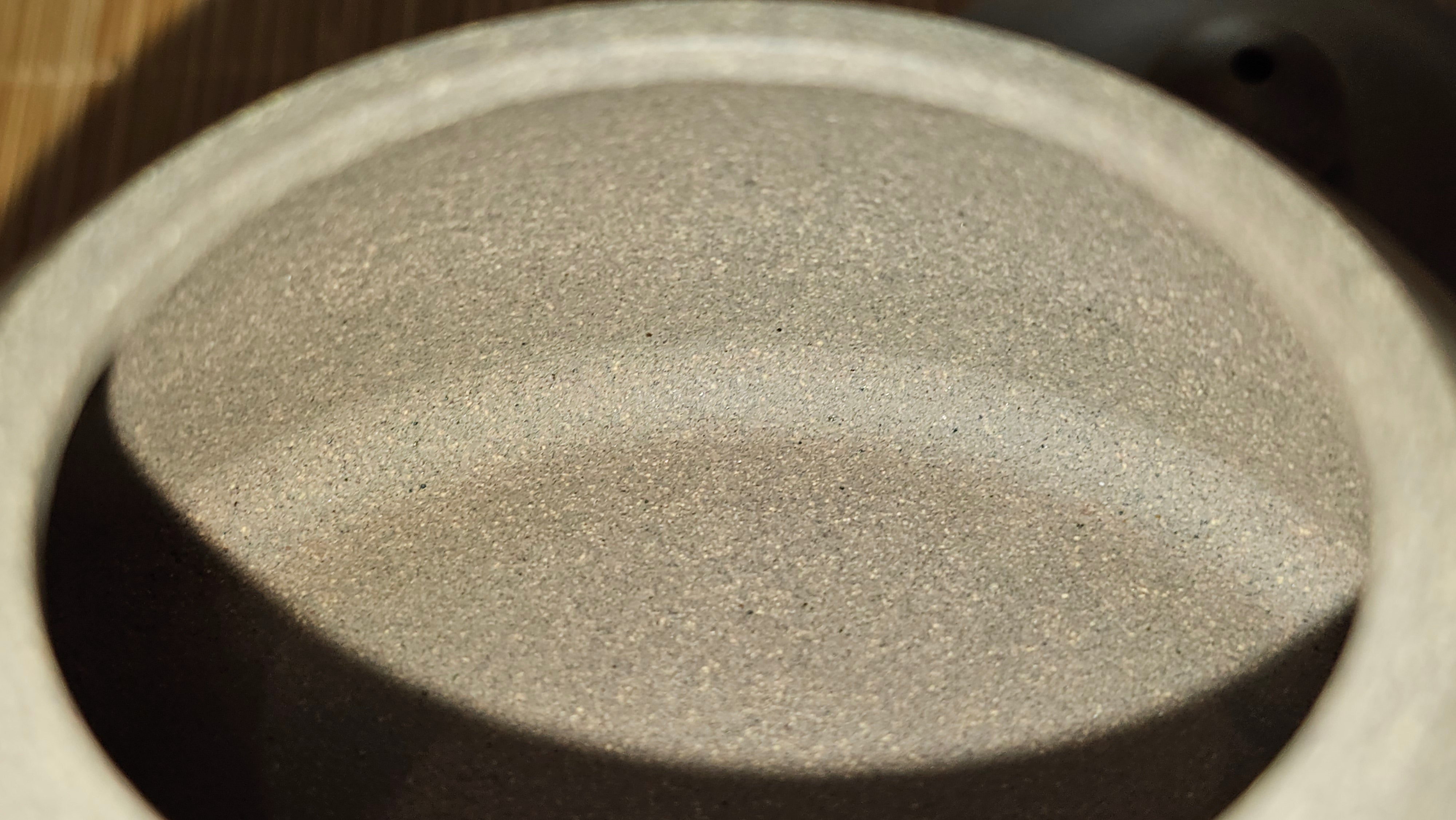 Ban Yue Hu《半月壶》~ "Half Moon Pot", 141.8ml, Qing Hui Duan 青灰段泥, by our Craftsman Zhang Huan 张欢, "Qing Gong Tu" 清供图 Engraving by Craftsman Nan Shan Lao Ren 南山老人 ~ Congratulations to!Mr T.A.! 2112hrs 12th August 2025, Samorin! Slovakia🇸🇰.