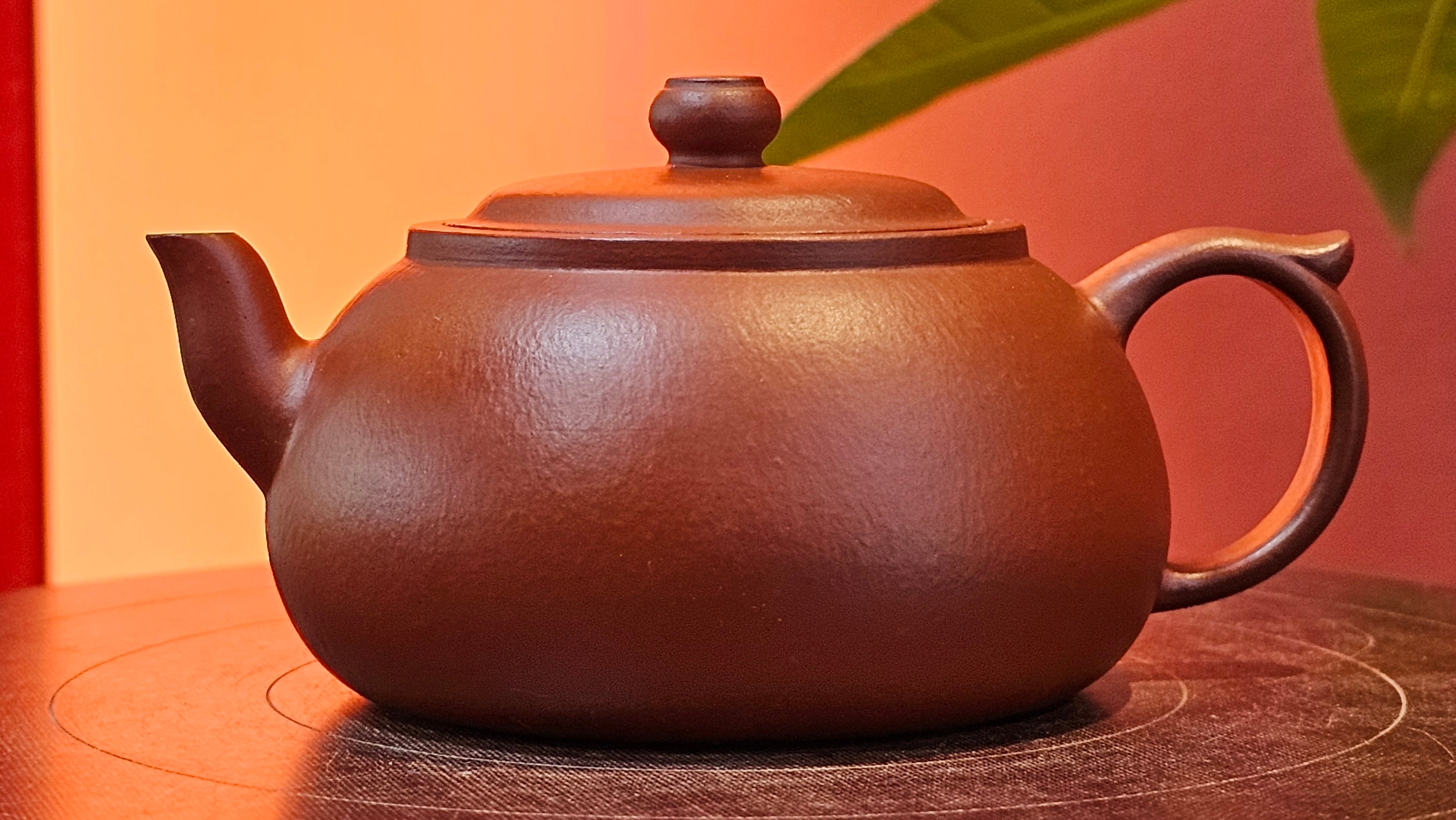 Guan Bo 观博, 97.3ml, Xiao Mei Yao Zhu Ni 小煤窑朱泥 by our Collaborative Craftsman Zhai Yi Yao 翟一耀 ~ Congratulations to Mr D.! 1106hrs 13th August 2025! Baldwin Park! CA.