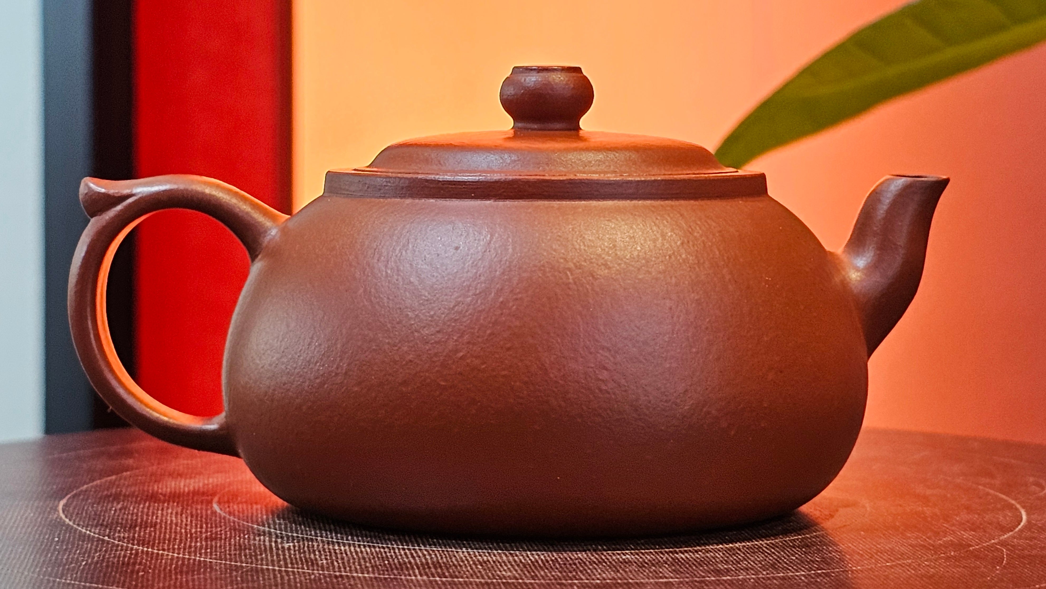 Guan Bo 观博, 97.3ml, Xiao Mei Yao Zhu Ni 小煤窑朱泥 by our Collaborative Craftsman Zhai Yi Yao 翟一耀 ~ Congratulations to Mr D.! 1106hrs 13th August 2025! Baldwin Park! CA.