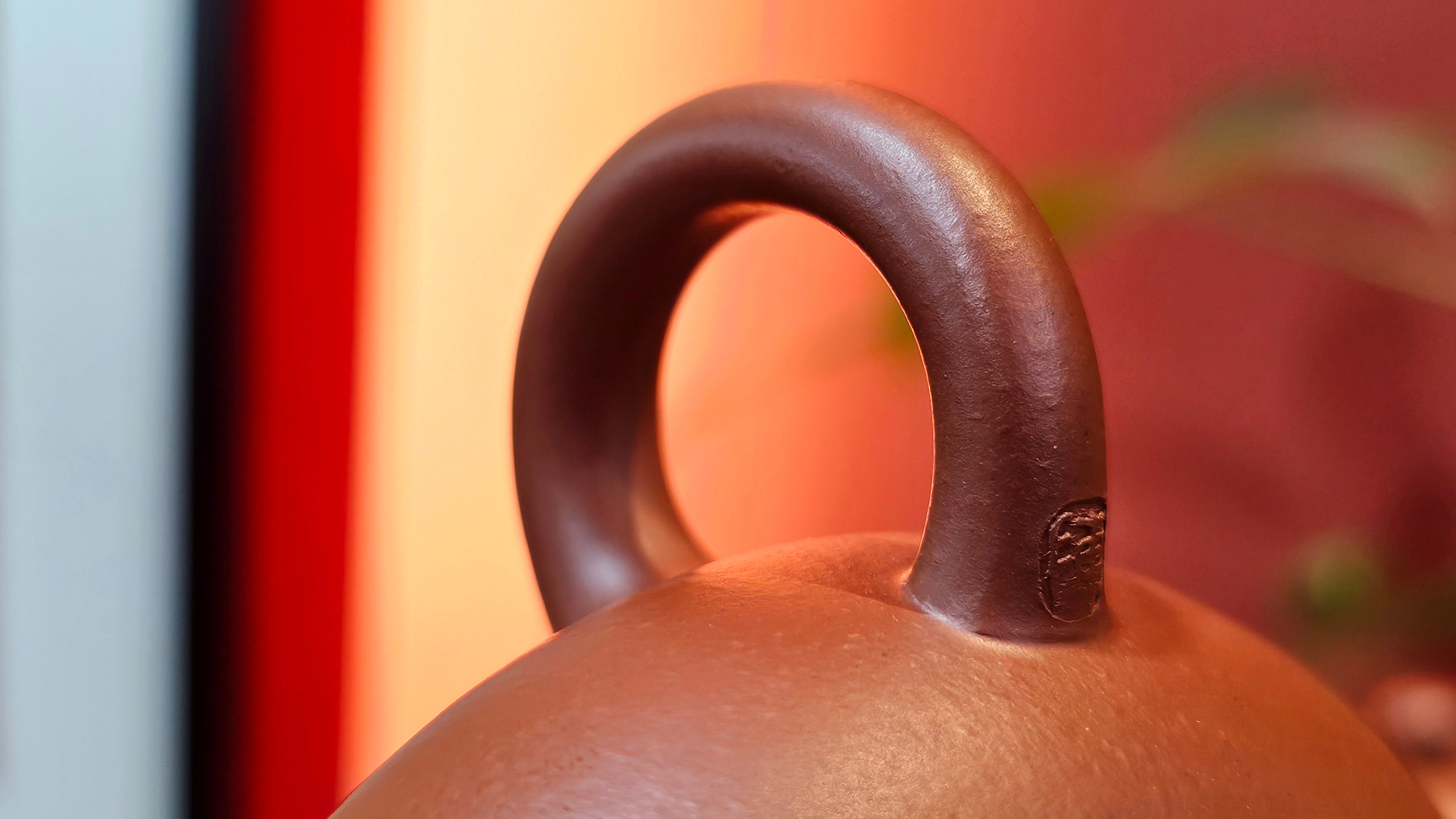 Rong Tian 容天, 145.5ml, Xiao Mei Yao Zhu Ni 小煤窑朱泥,  by Craftsman Chen Yue Fei 陈跃飞, Engraving by Craftsman Yi De Shu ~ Congratulations to!Tea Sommr Mr A.M., 1238hrs 16th August 2025, Padua! Italy🇮🇹!