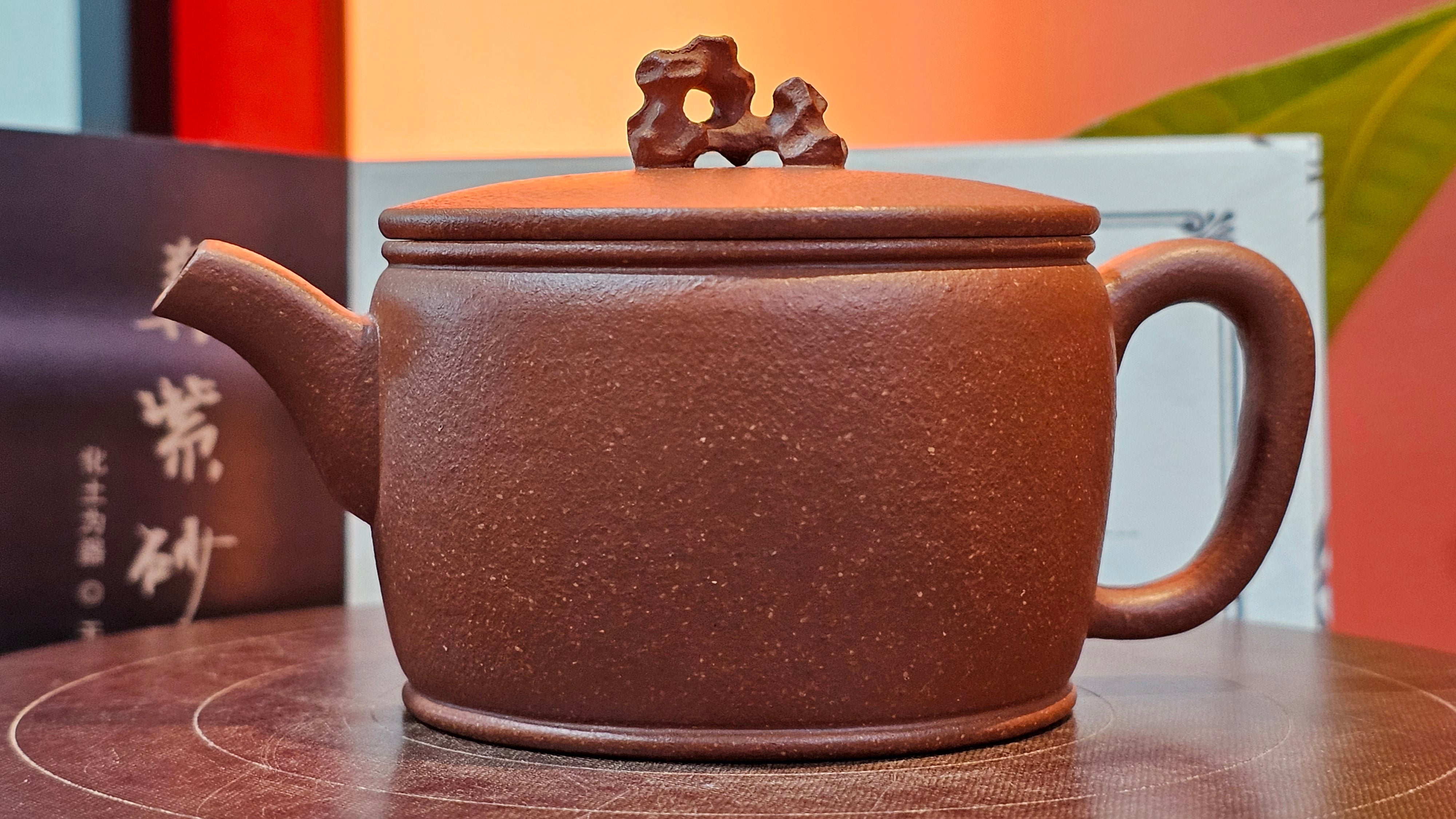 Han Wa 汉瓦 (Tai Hu Shi Knob 太湖石钮), 144.3ml, Hong Jiang Po Ni, by Craftsman Chen Gui Zhi (Red JiangPoNi rarer than Yellow JiangPoNi, XiaoMeiYao & ZhaoZhuang ZhuNi)~Congratulations to Ms J.P.! 14058hrs 16th August 2025! Salem, OR!