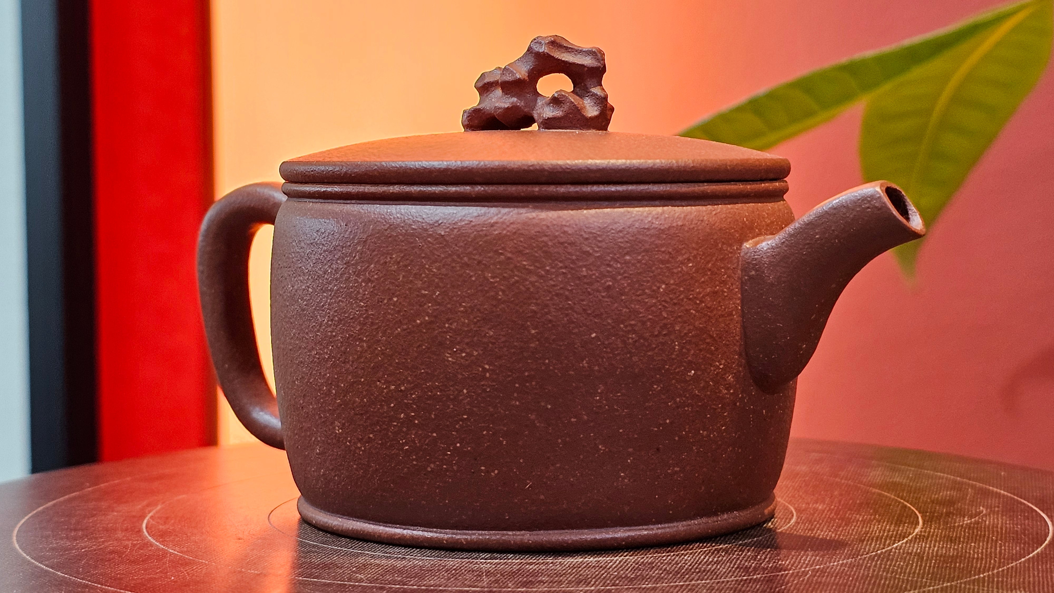 Han Wa 汉瓦 (Tai Hu Shi Knob 太湖石钮), 144.3ml, Hong Jiang Po Ni, by Craftsman Chen Gui Zhi (Red JiangPoNi rarer than Yellow JiangPoNi, XiaoMeiYao & ZhaoZhuang ZhuNi)~Congratulations to Ms J.P.! 14058hrs 16th August 2025! Salem, OR!