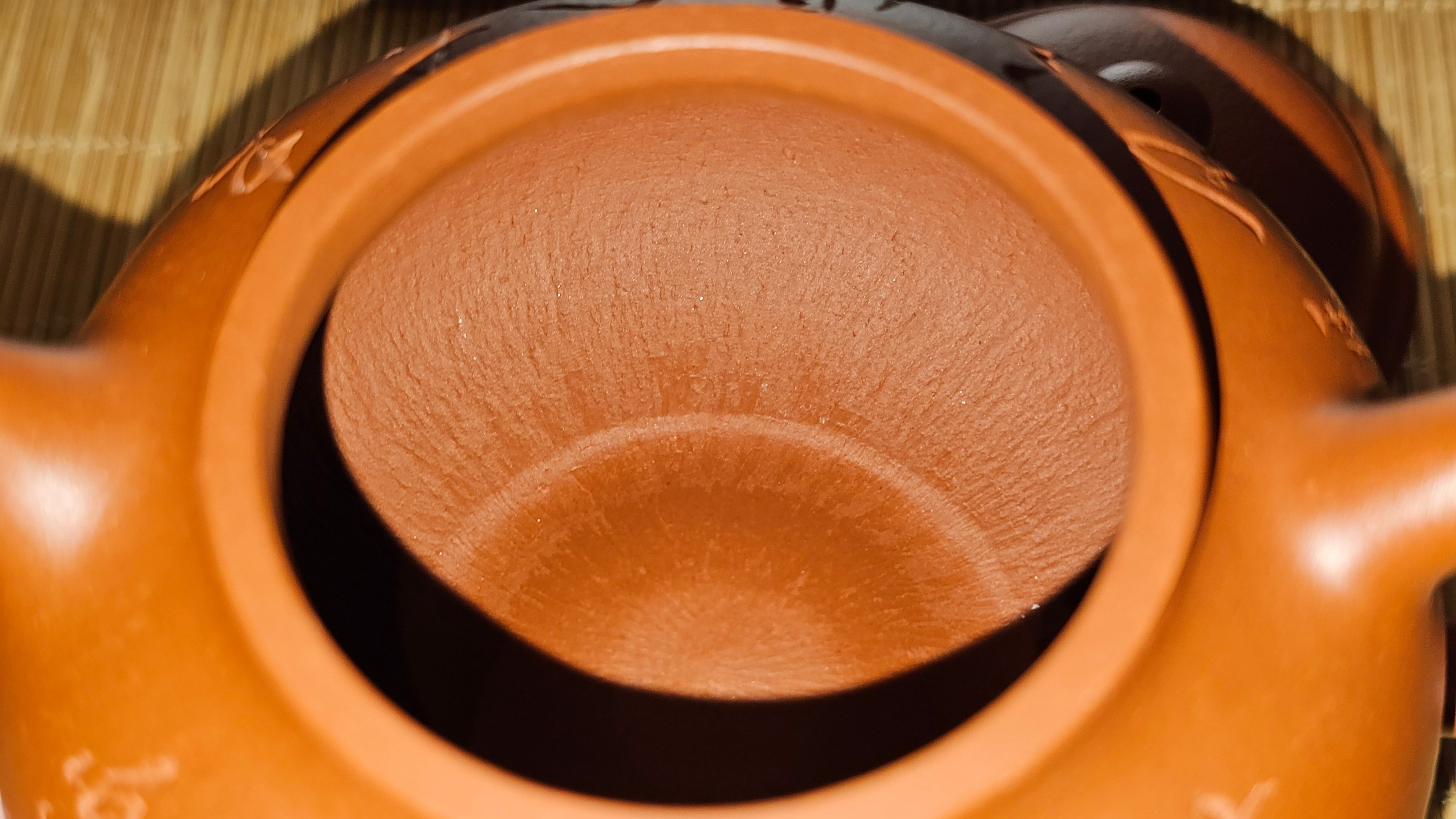 Rong Tian 容天, 145.5ml, Xiao Mei Yao Zhu Ni 小煤窑朱泥,  by Craftsman Chen Yue Fei 陈跃飞, Engraving by Craftsman Yi De Shu ~ Congratulations to!Tea Sommr Mr A.M., 1238hrs 16th August 2025, Padua! Italy🇮🇹!