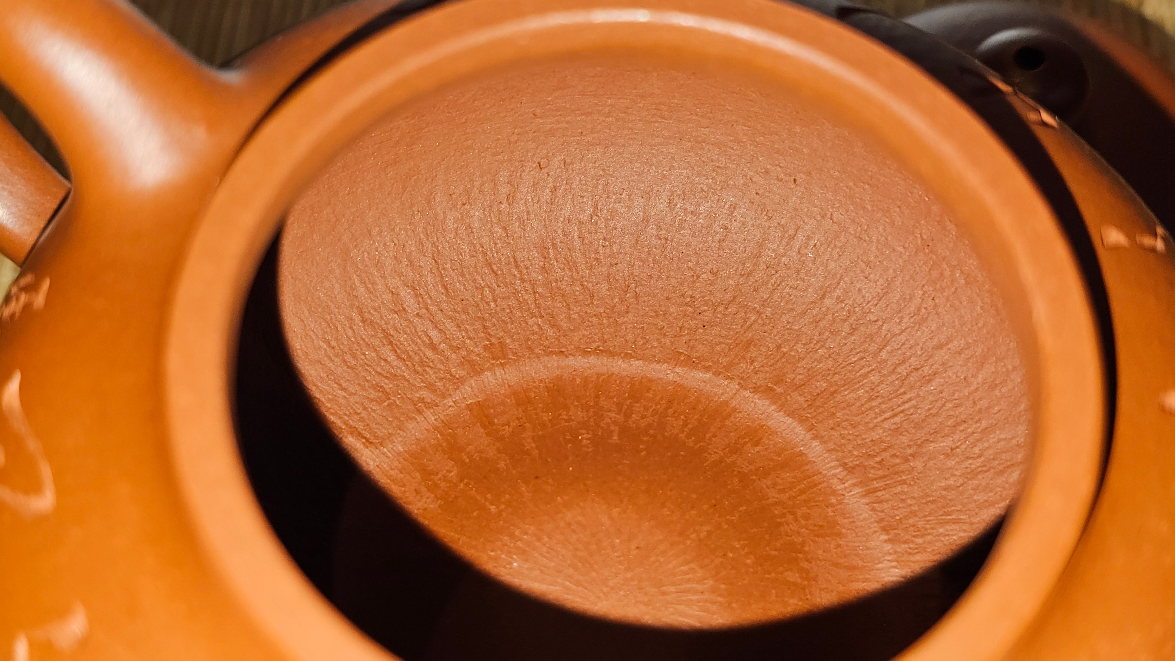 Rong Tian 容天, 145.5ml, Xiao Mei Yao Zhu Ni 小煤窑朱泥,  by Craftsman Chen Yue Fei 陈跃飞, Engraving by Craftsman Yi De Shu ~ Congratulations to!Tea Sommr Mr A.M., 1238hrs 16th August 2025, Padua! Italy🇮🇹!