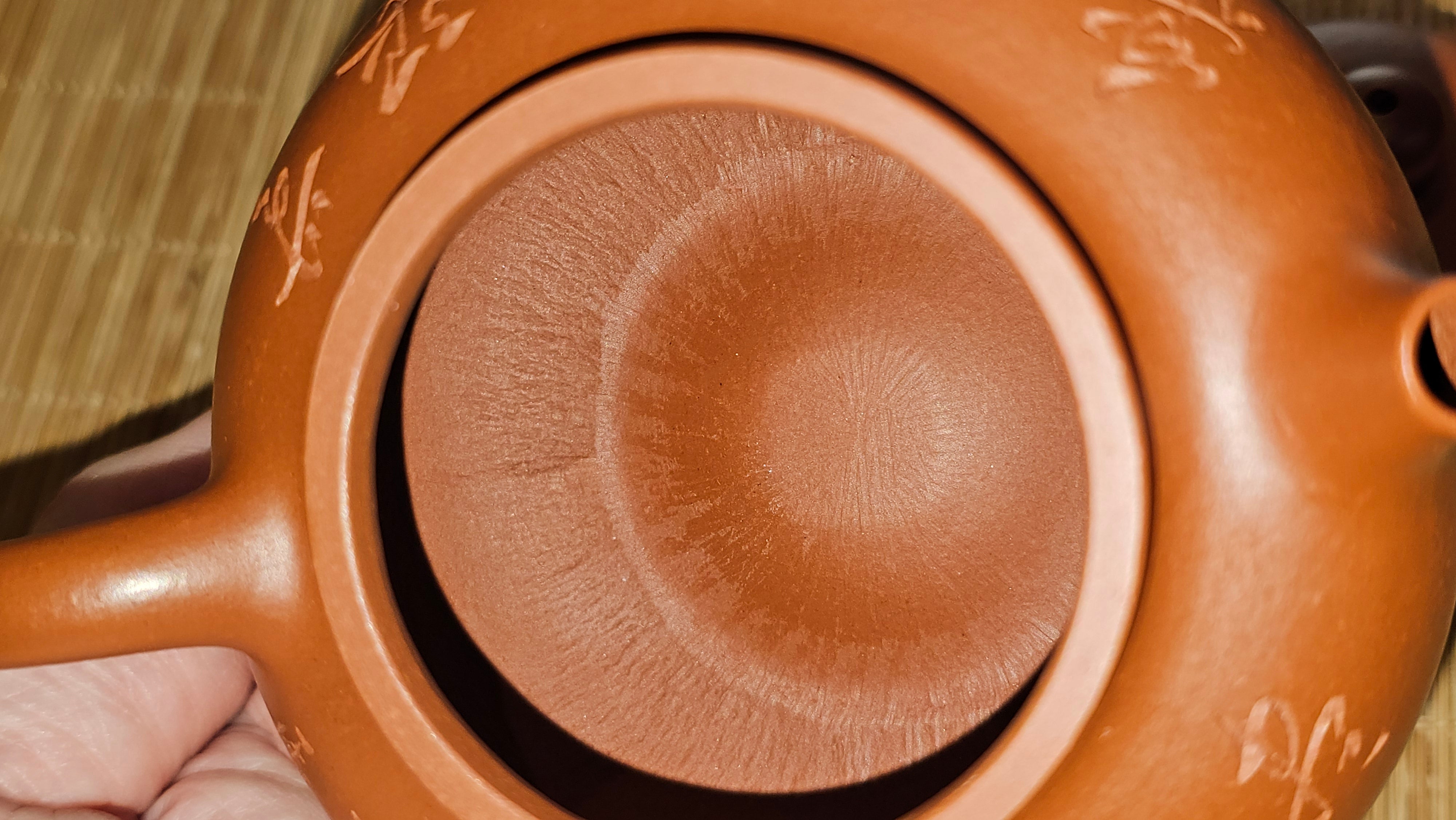 Rong Tian 容天, 145.5ml, Xiao Mei Yao Zhu Ni 小煤窑朱泥,  by Craftsman Chen Yue Fei 陈跃飞, Engraving by Craftsman Yi De Shu ~ Congratulations to!Tea Sommr Mr A.M., 1238hrs 16th August 2025, Padua! Italy🇮🇹!