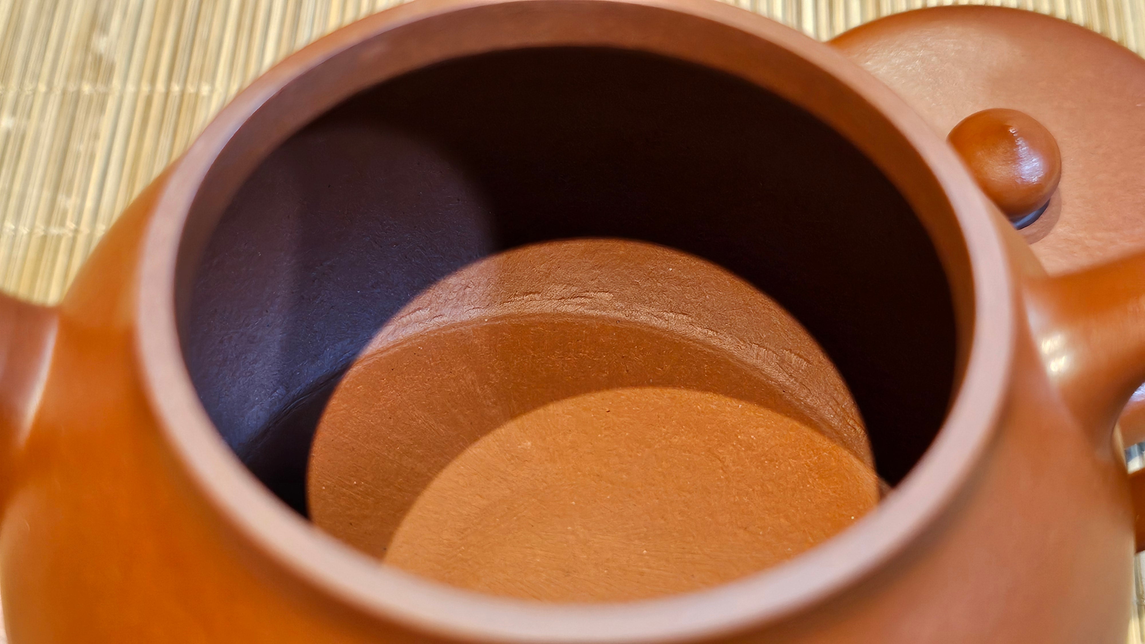 Yi Pin Hu, 252.3ml (largish), Xiao Mei Yao Zhu Ni 小煤窑朱泥,  by Craftsman Chen Yue Fei 陈跃飞 ~ Congratulations to!Mr J.G., 1059hrs 18th August 2025, Invergowrie, Australia🇦🇺!