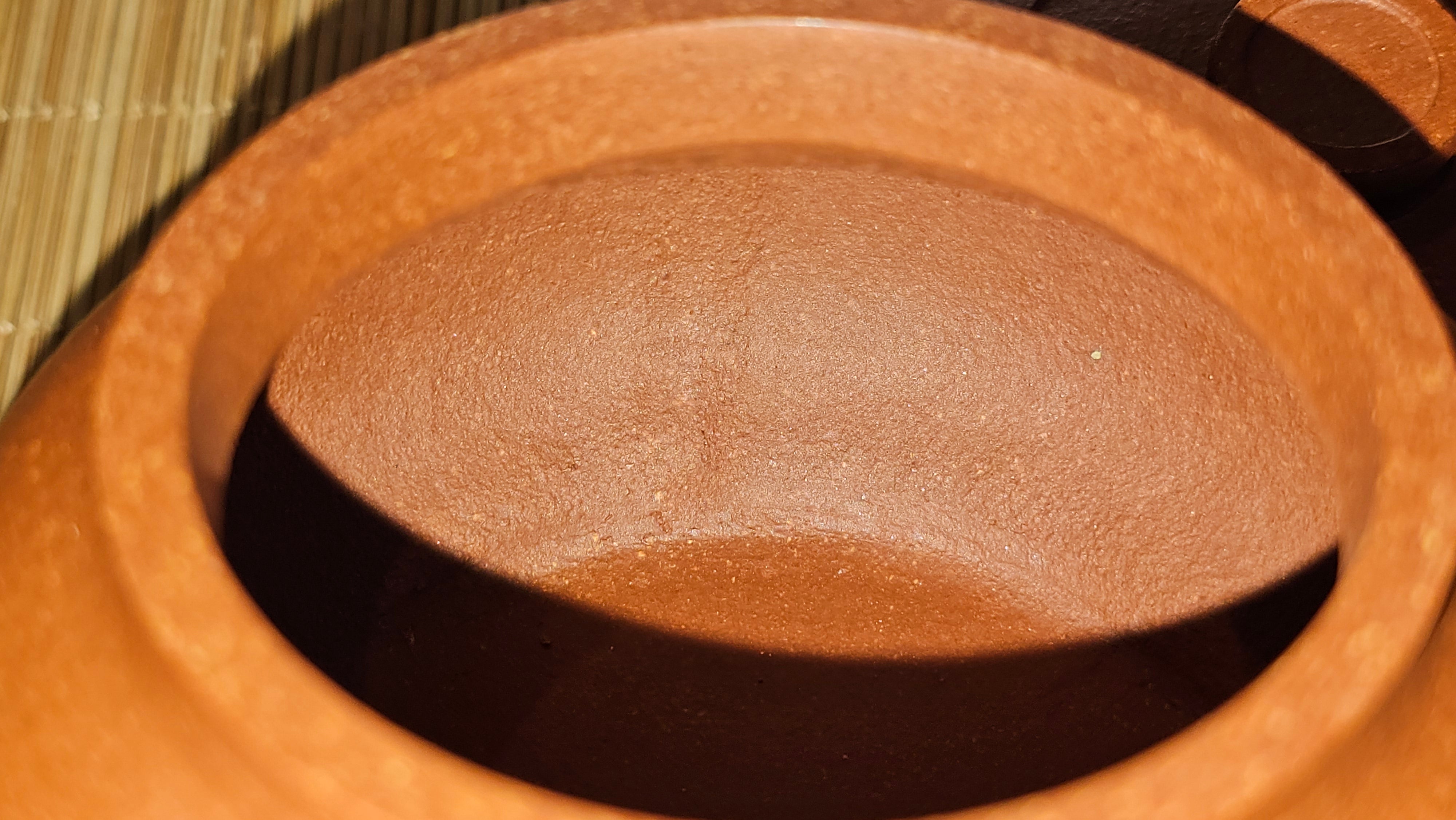 Song Jin Hu《颂金壶》, 151.5ml, Hong Jiang Po Ni 红降坡泥, by Craftsman Chen Gui Zhi 陈桂枝。(Red JiangPoNi rarer than Yellow JiangPoNi, XiaoMeiYao & ZhaoZhuang ZhuNi) ~ Congratulations to!Tea Sommr A.M., 1238hrs 16th August 2025, Padua, Italy🇮🇹!