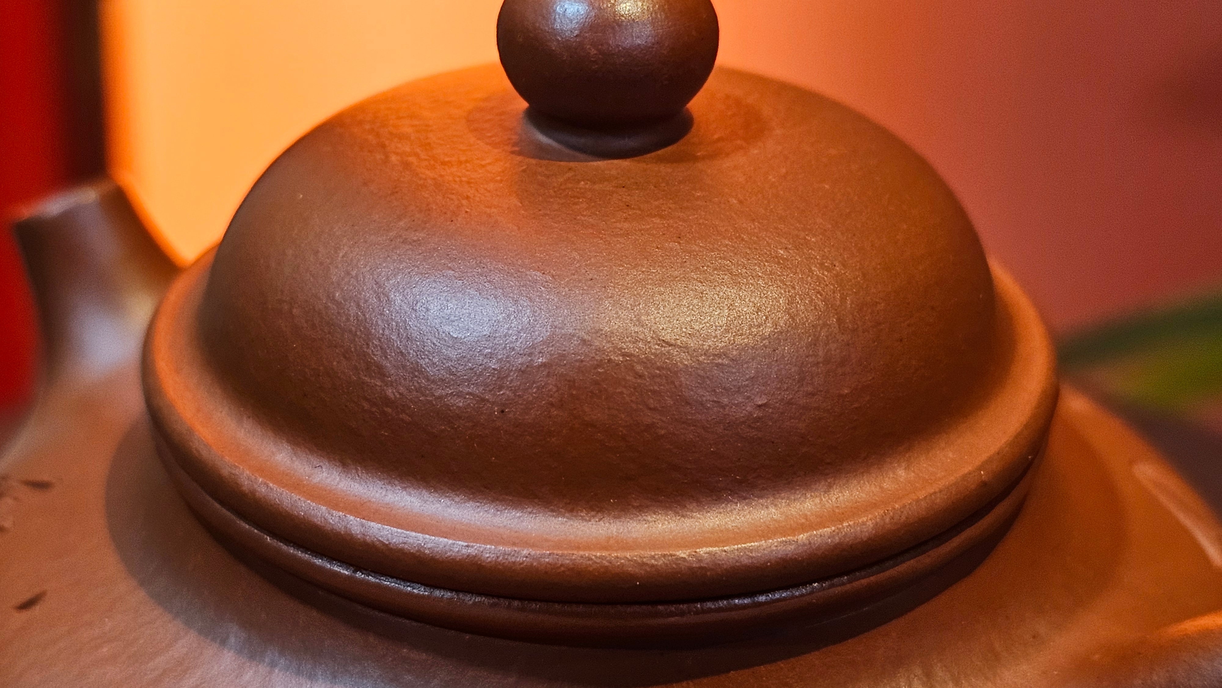 Rong Tian 容天, 145.5ml, Xiao Mei Yao Zhu Ni 小煤窑朱泥,  by Craftsman Chen Yue Fei 陈跃飞, Engraving by Craftsman Yi De Shu ~ Congratulations to!Tea Sommr Mr A.M., 1238hrs 16th August 2025, Padua! Italy🇮🇹!