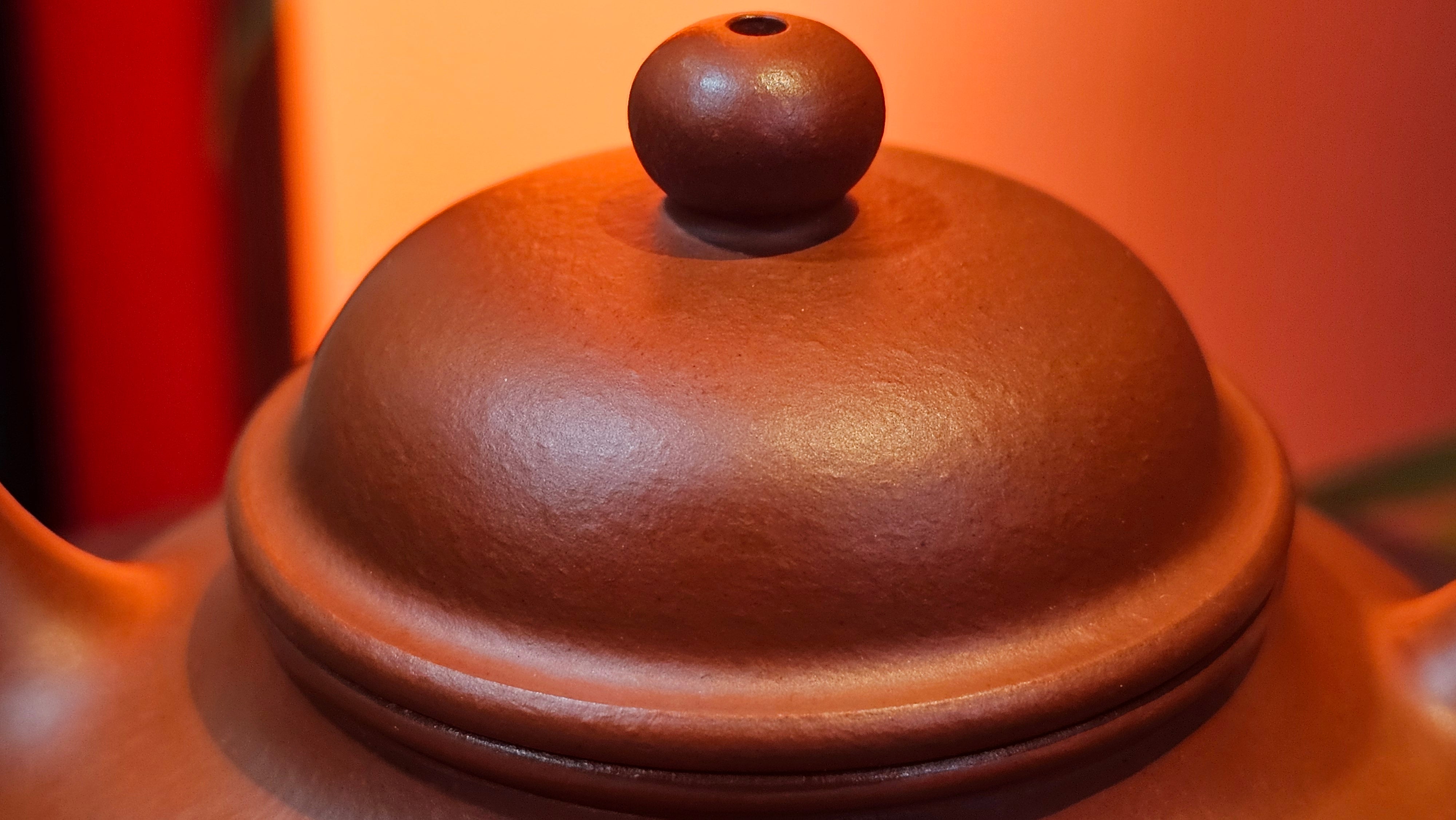 Rong Tian 容天, 145.5ml, Xiao Mei Yao Zhu Ni 小煤窑朱泥,  by Craftsman Chen Yue Fei 陈跃飞, Engraving by Craftsman Yi De Shu ~ Congratulations to!Tea Sommr Mr A.M., 1238hrs 16th August 2025, Padua! Italy🇮🇹!