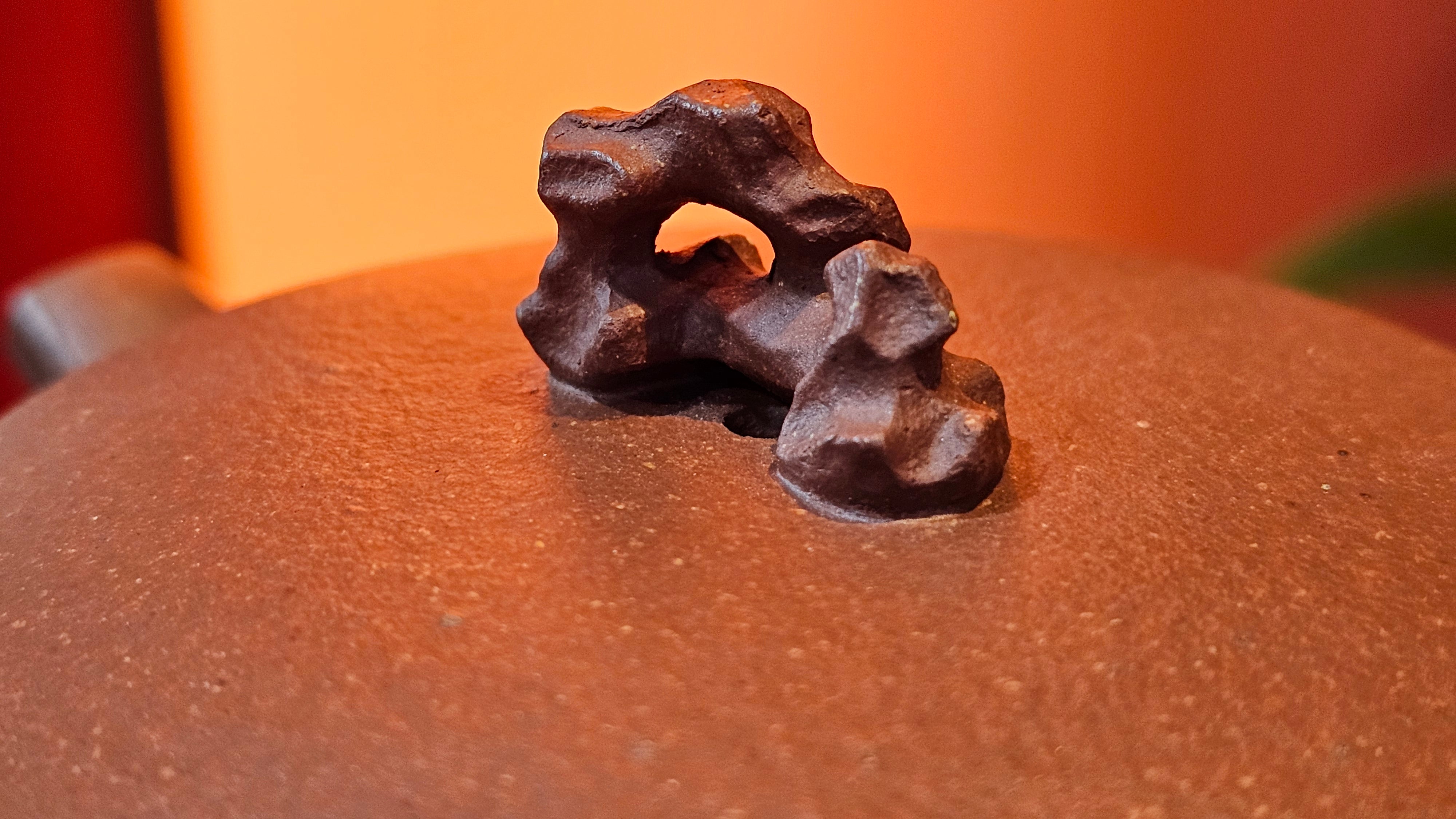 Han Wa 汉瓦 (Tai Hu Shi Knob 太湖石钮), 144.3ml, Hong Jiang Po Ni, by Craftsman Chen Gui Zhi (Red JiangPoNi rarer than Yellow JiangPoNi, XiaoMeiYao & ZhaoZhuang ZhuNi)~Congratulations to Ms J.P.! 14058hrs 16th August 2025! Salem, OR!