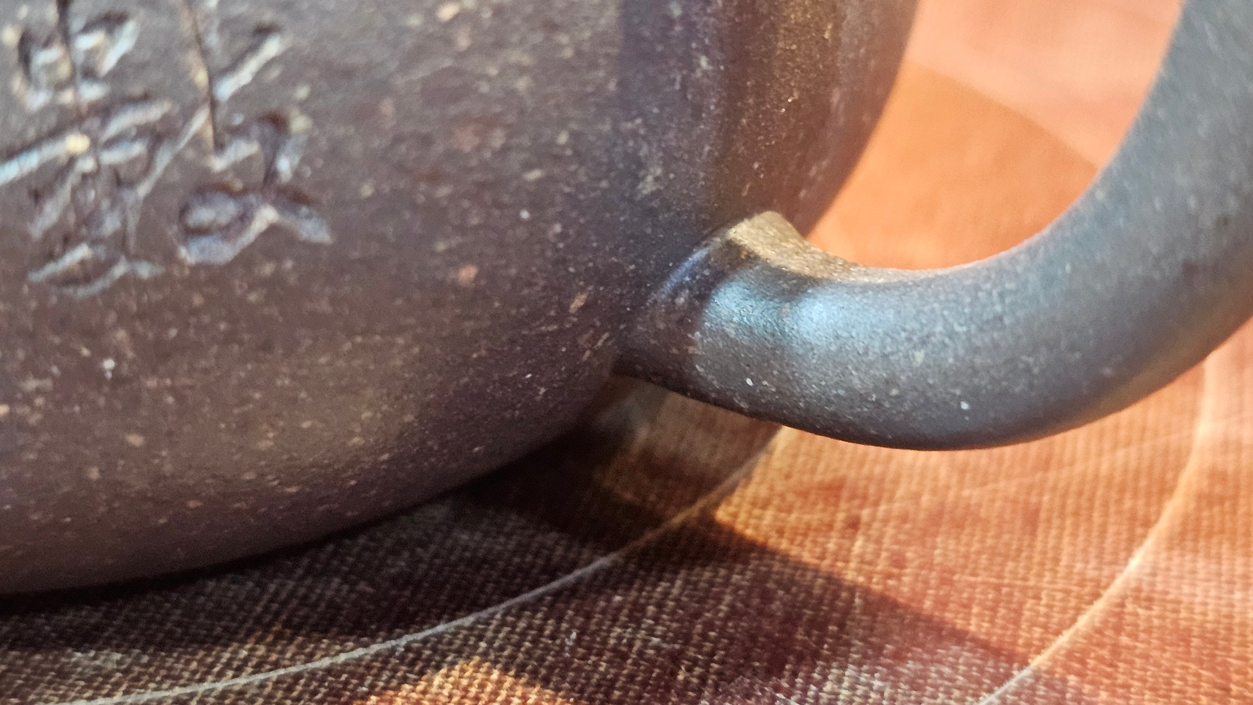 Du Zhi Hu《笃志壶》, 171.6ml, Hei Zi Ni 黑紫泥, by our Craftsman Zhang Huan 张欢, Calligraphy and Plum Blossoms Engraving by Craftsman Yi Cheng 逸成 ~ Congratulations!to Ms S.M.! 1722hrs 14th August 2025, Velden! The Netherlands🇳🇱!