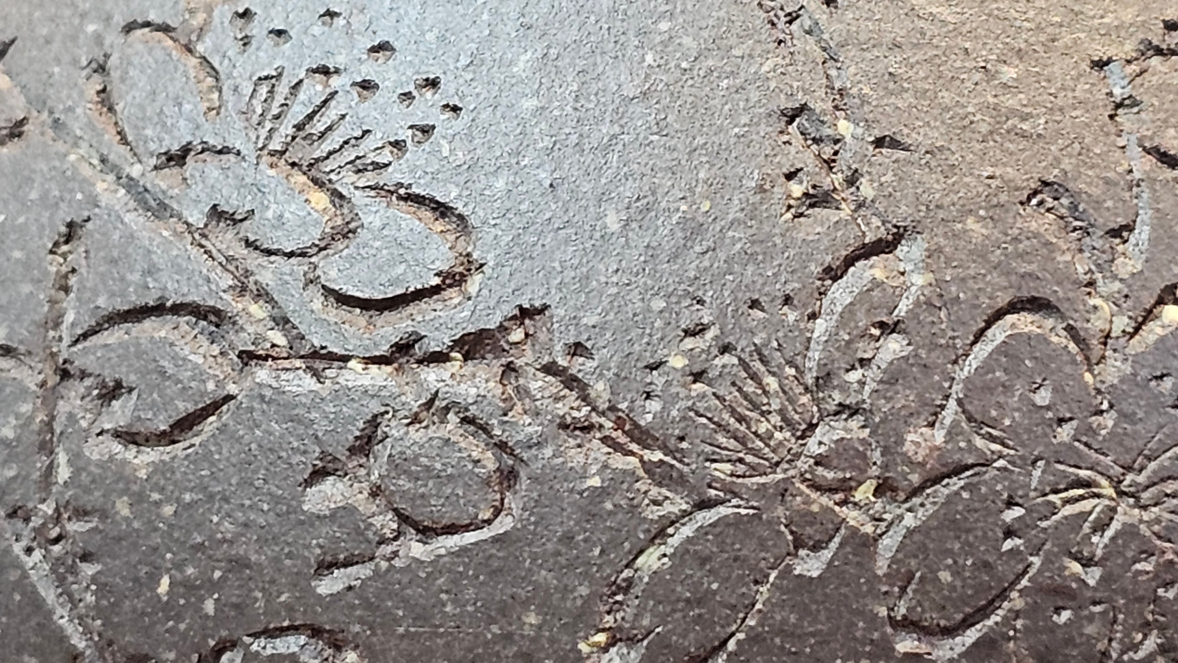 Du Zhi Hu《笃志壶》, 171.6ml, Hei Zi Ni 黑紫泥, by our Craftsman Zhang Huan 张欢, Calligraphy and Plum Blossoms Engraving by Craftsman Yi Cheng 逸成 ~ Congratulations!to Ms S.M.! 1722hrs 14th August 2025, Velden! The Netherlands🇳🇱!