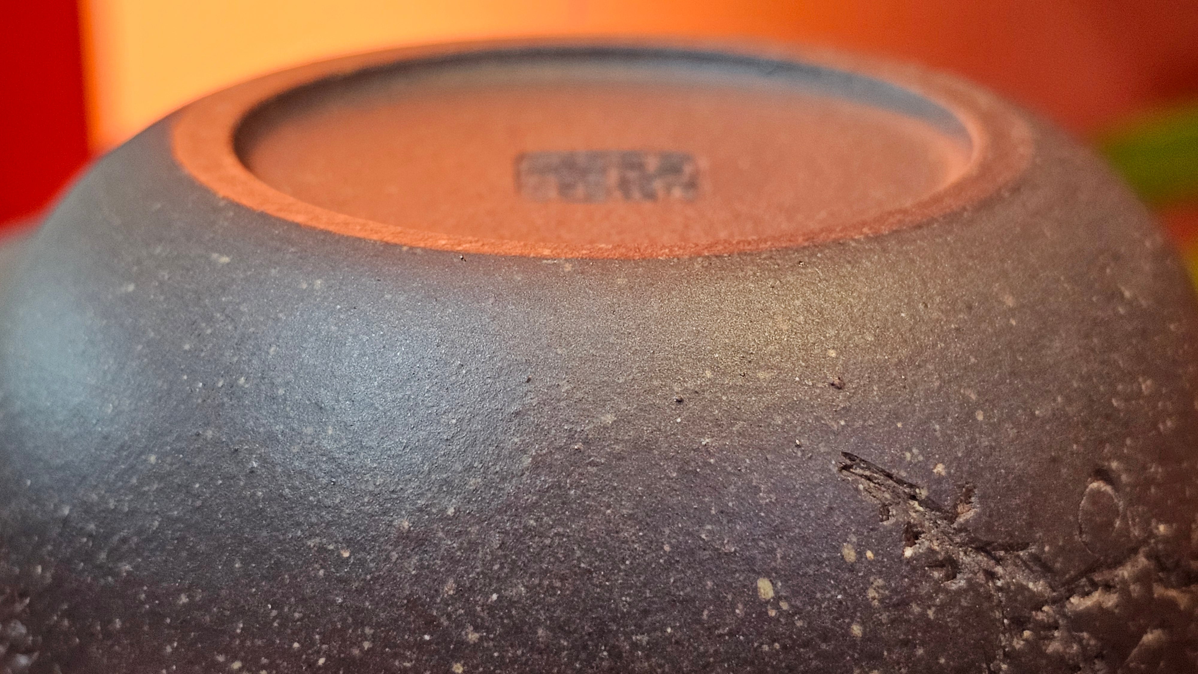 Du Zhi Hu《笃志壶》, 171.6ml, Hei Zi Ni 黑紫泥, by our Craftsman Zhang Huan 张欢, Calligraphy and Plum Blossoms Engraving by Craftsman Yi Cheng 逸成 ~ Congratulations!to Ms S.M.! 1722hrs 14th August 2025, Velden! The Netherlands🇳🇱!