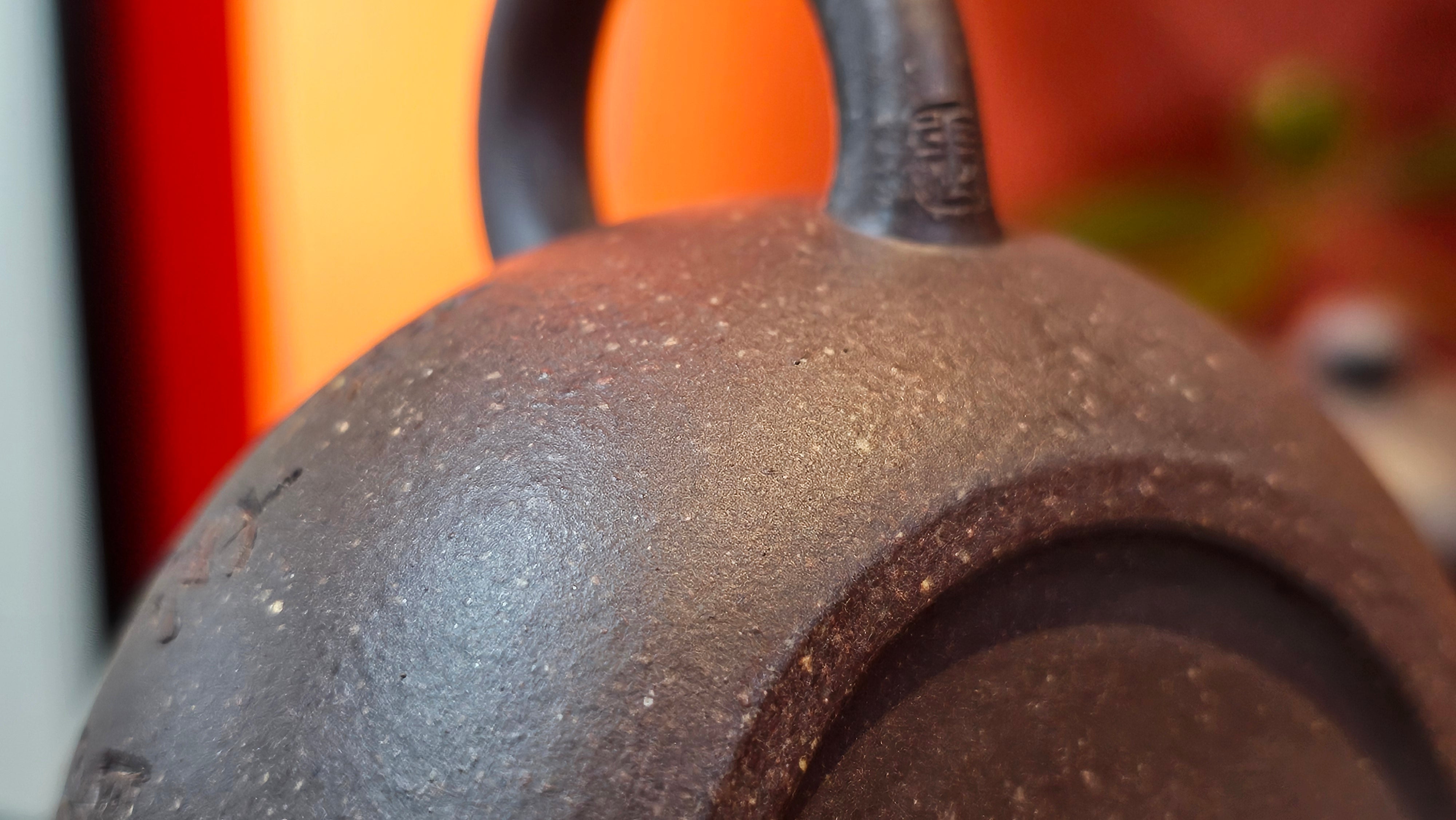 Du Zhi Hu《笃志壶》, 171.6ml, Hei Zi Ni 黑紫泥, by our Craftsman Zhang Huan 张欢, Calligraphy and Plum Blossoms Engraving by Craftsman Yi Cheng 逸成 ~ Congratulations!to Ms S.M.! 1722hrs 14th August 2025, Velden! The Netherlands🇳🇱!