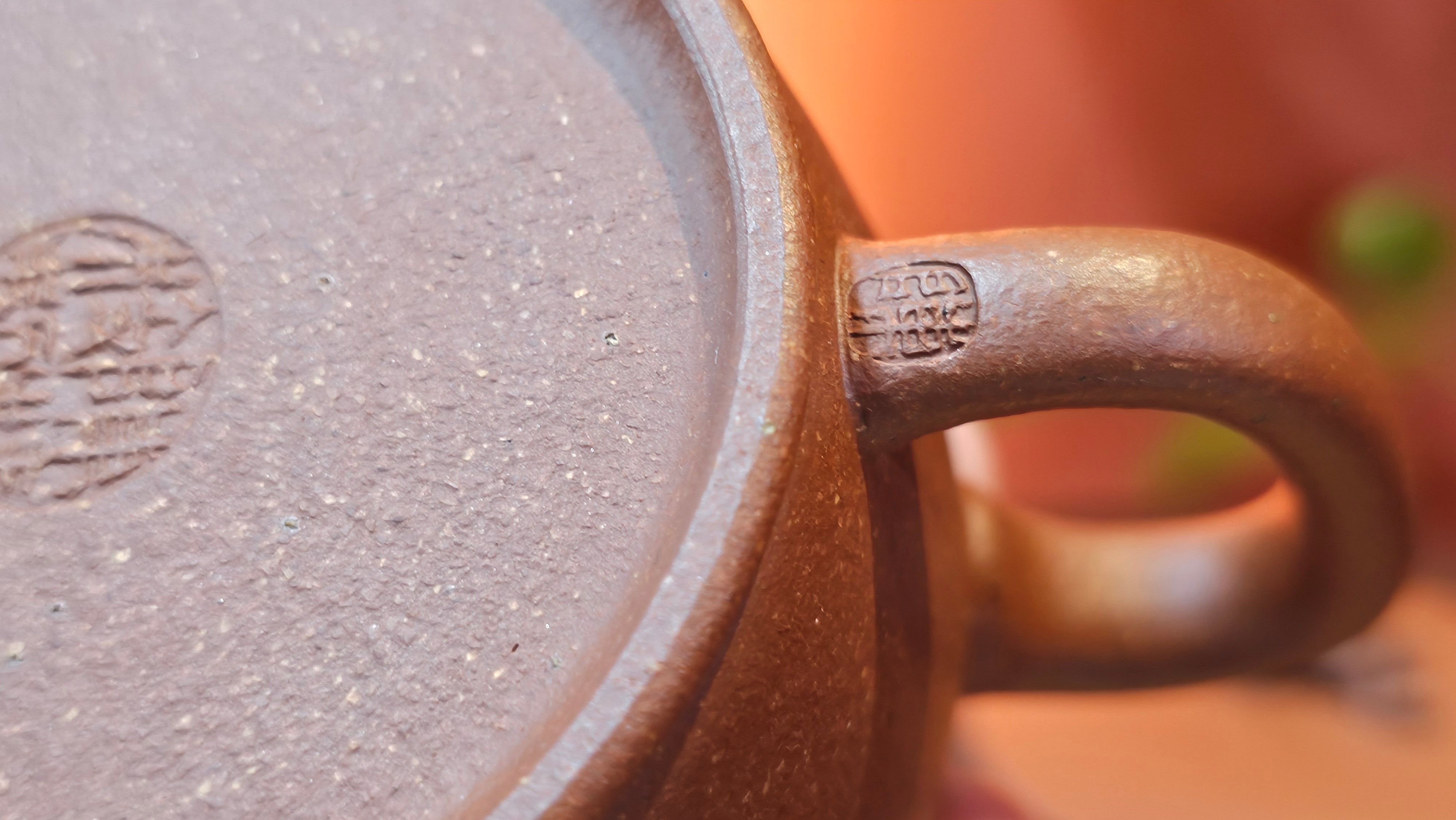 Han Wa 汉瓦 (Tai Hu Shi Knob 太湖石钮), 144.3ml, Hong Jiang Po Ni, by Craftsman Chen Gui Zhi (Red JiangPoNi rarer than Yellow JiangPoNi, XiaoMeiYao & ZhaoZhuang ZhuNi)~Congratulations to Ms J.P.! 14058hrs 16th August 2025! Salem, OR!